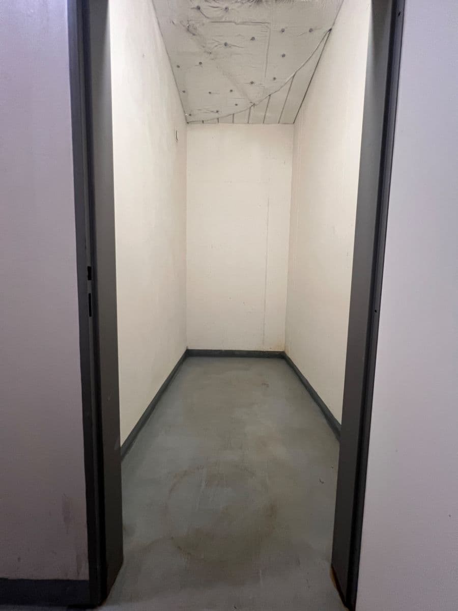 Prenájom nebytového priestoru 4 m², Vladycká, Praha, Praha Prenájom nebytového priestoru 4 m², Vladycká, Praha, Praha