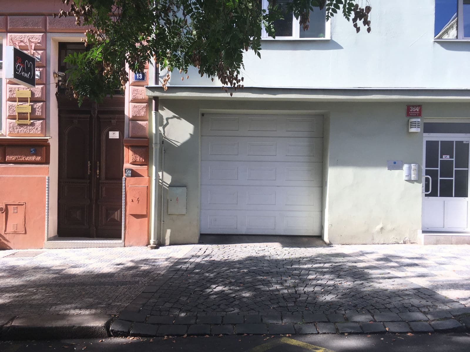 Prenájom garáže 8 m², Uruguayská, Praha, Praha Prenájom garáže 8 m², Uruguayská, Praha, Praha