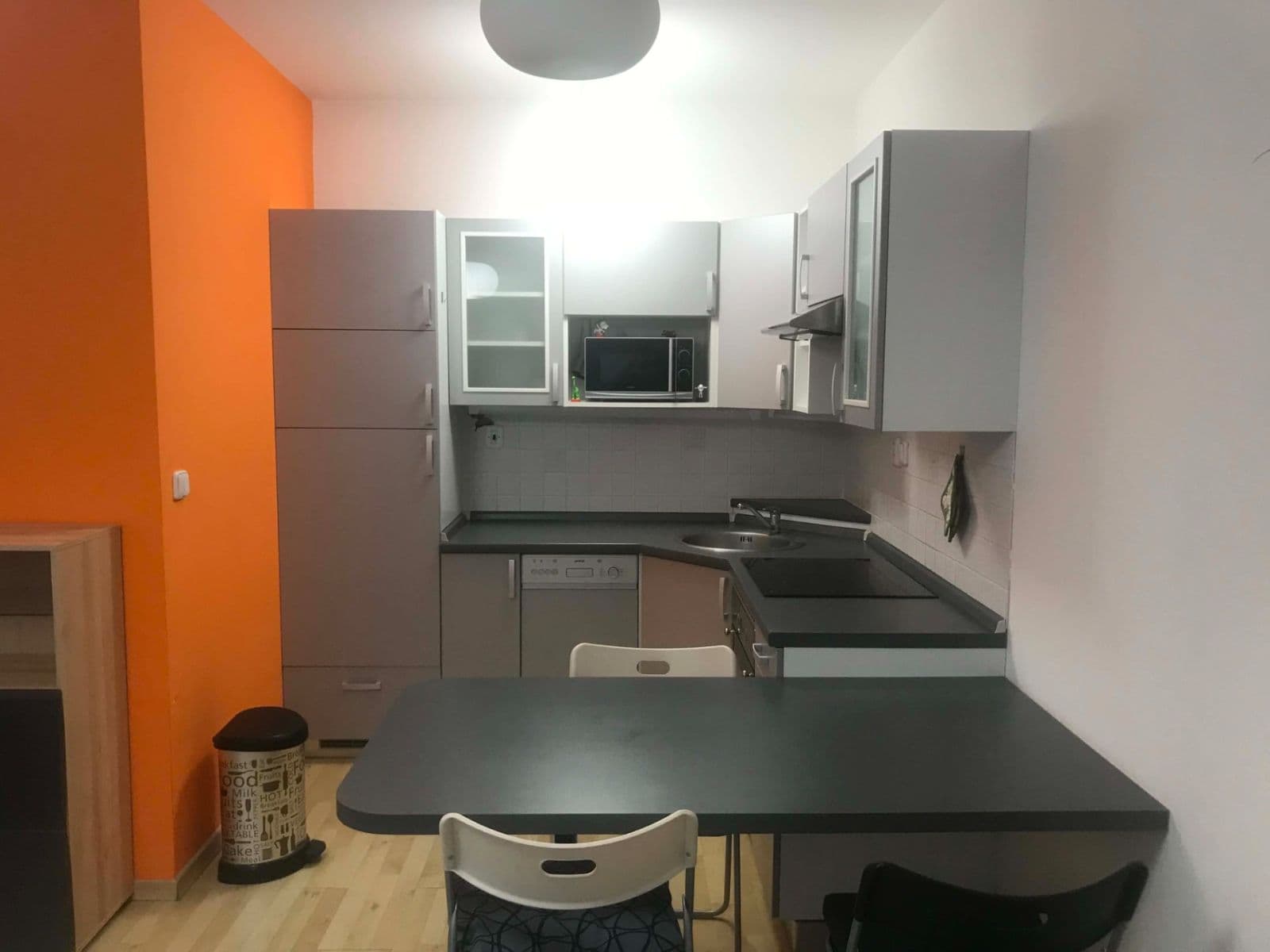 Predaj bytu 2-izbový 42 m², Přípotoční, Praha, Praha Predaj bytu 2-izbový 42 m², Přípotoční, Praha, Praha