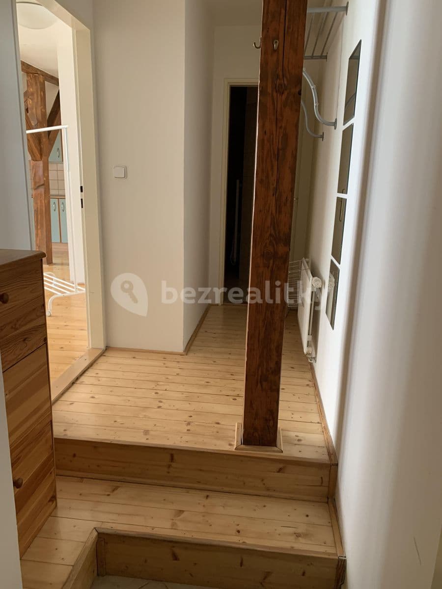 Prenájom bytu Garsoniéra 35 m², U Havlíčkových sadů, Praha, Praha Prenájom bytu Garsoniéra 35 m², U Havlíčkových sadů, Praha, Praha