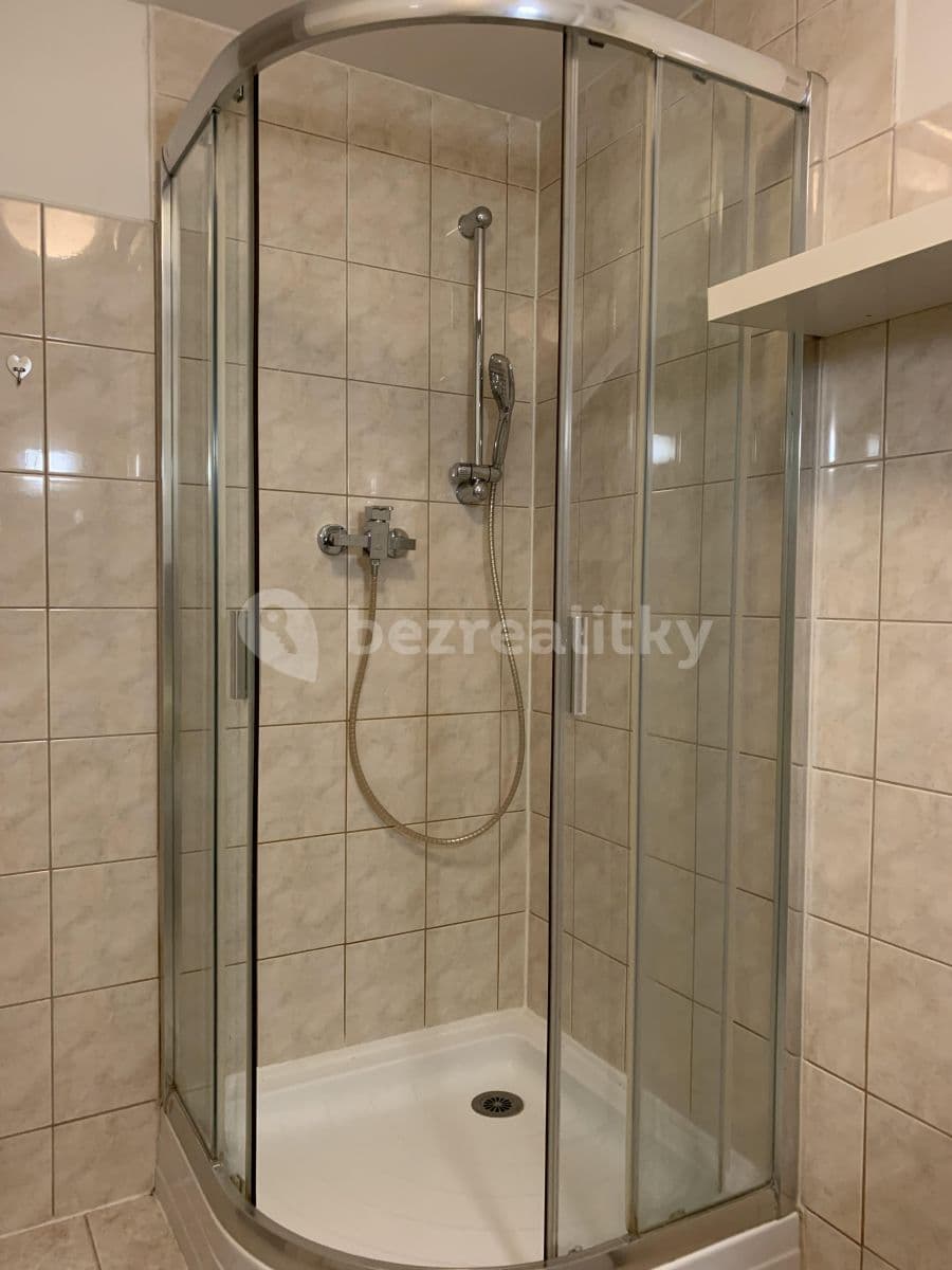 Prenájom bytu Garsoniéra 35 m², U Havlíčkových sadů, Praha, Praha Prenájom bytu Garsoniéra 35 m², U Havlíčkových sadů, Praha, Praha