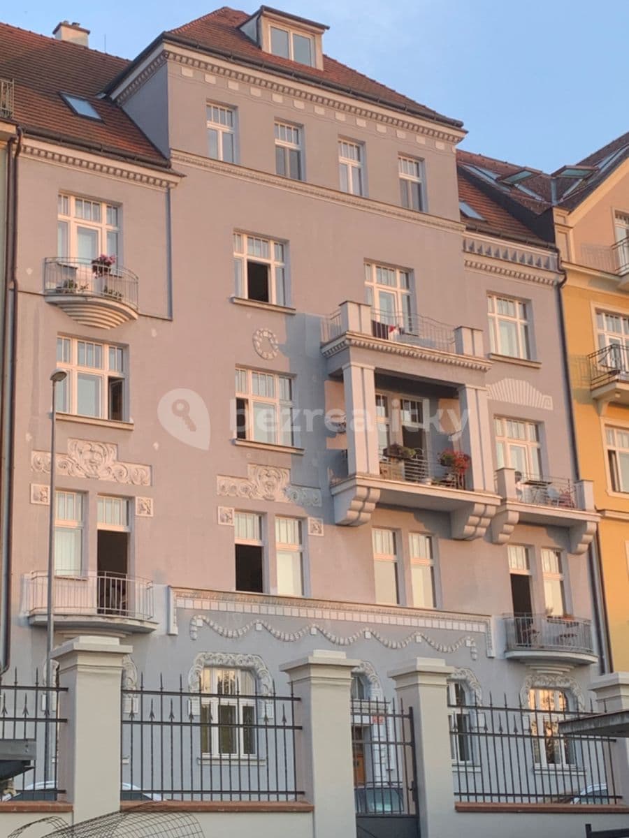 Prenájom bytu Garsoniéra 35 m², U Havlíčkových sadů, Praha, Praha Prenájom bytu Garsoniéra 35 m², U Havlíčkových sadů, Praha, Praha