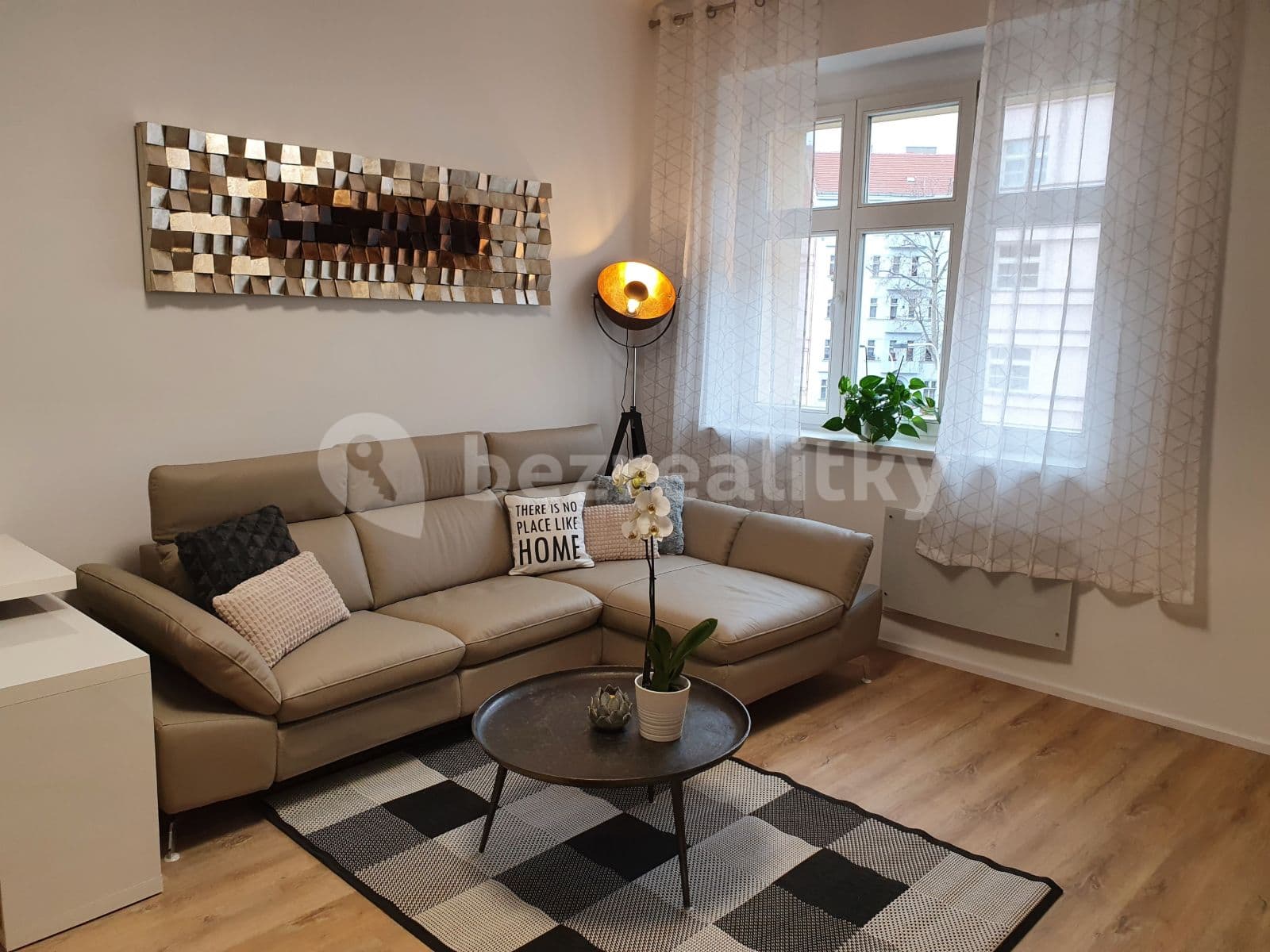Prenájom bytu 2-izbový 62 m², Na Louži, Praha, Praha Prenájom bytu 2-izbový 62 m², Na Louži, Praha, Praha