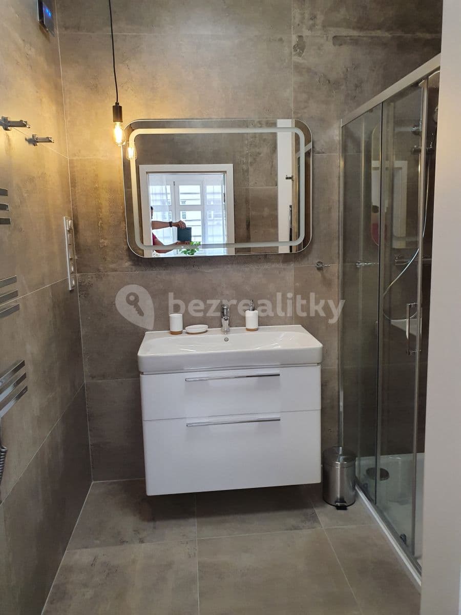 Prenájom bytu 2-izbový 62 m², Na Louži, Praha, Praha Prenájom bytu 2-izbový 62 m², Na Louži, Praha, Praha