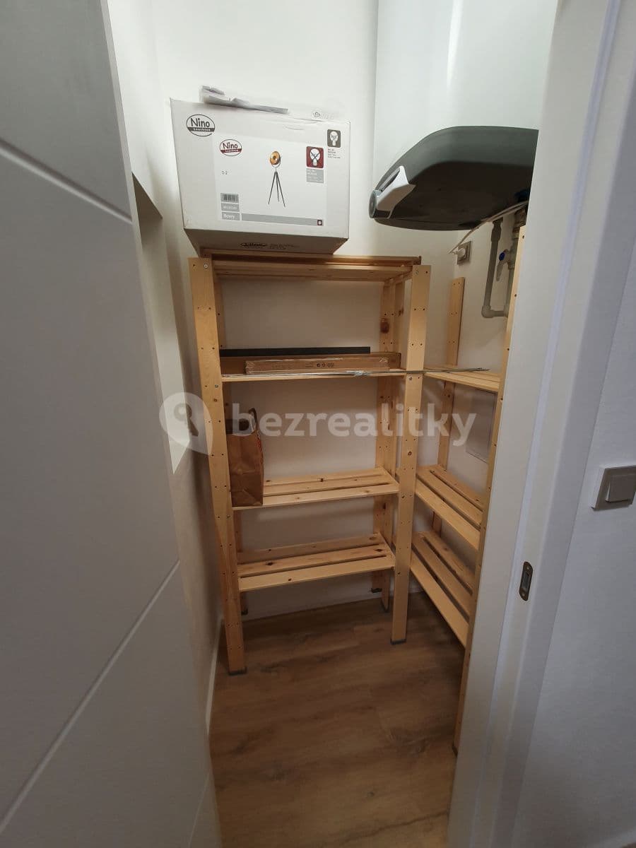 Prenájom bytu 2-izbový 62 m², Na Louži, Praha, Praha Prenájom bytu 2-izbový 62 m², Na Louži, Praha, Praha