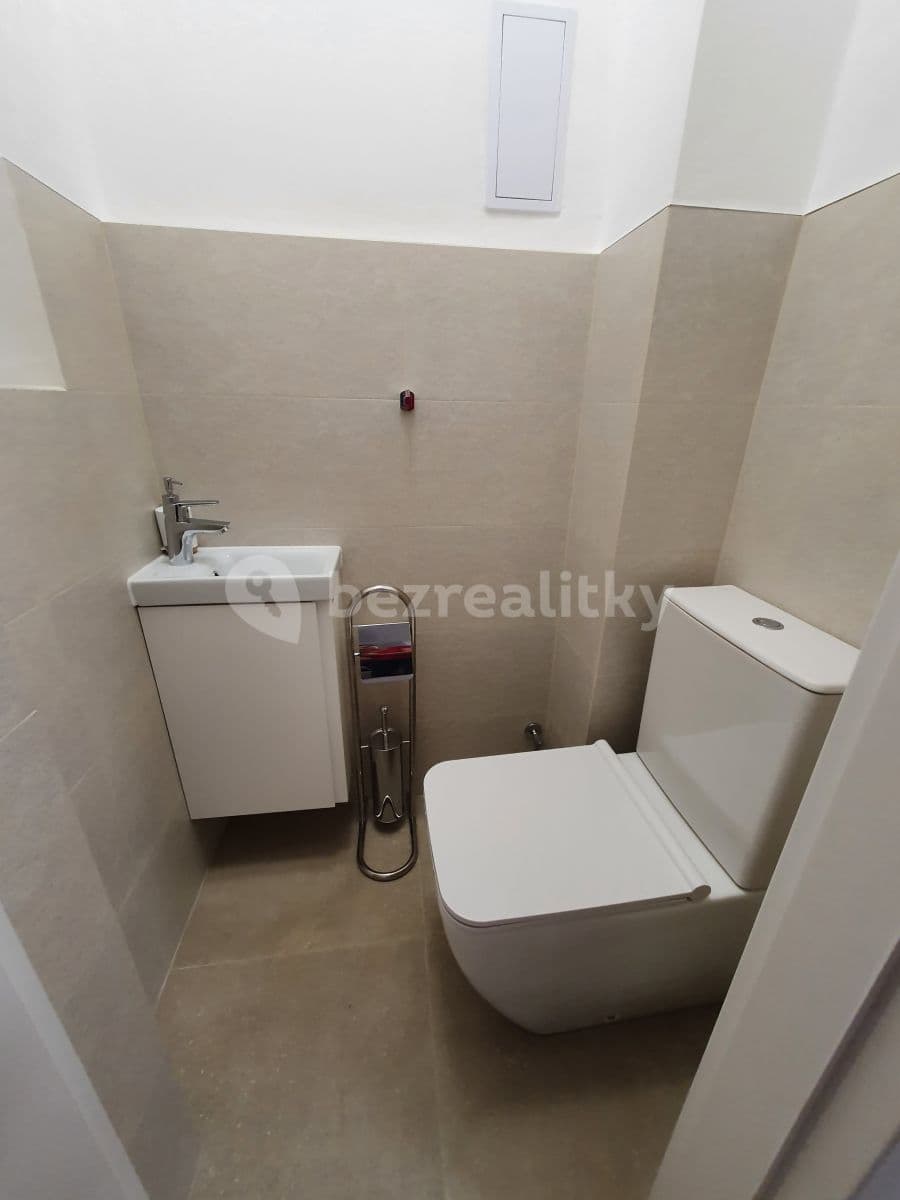 Prenájom bytu 2-izbový 62 m², Na Louži, Praha, Praha Prenájom bytu 2-izbový 62 m², Na Louži, Praha, Praha