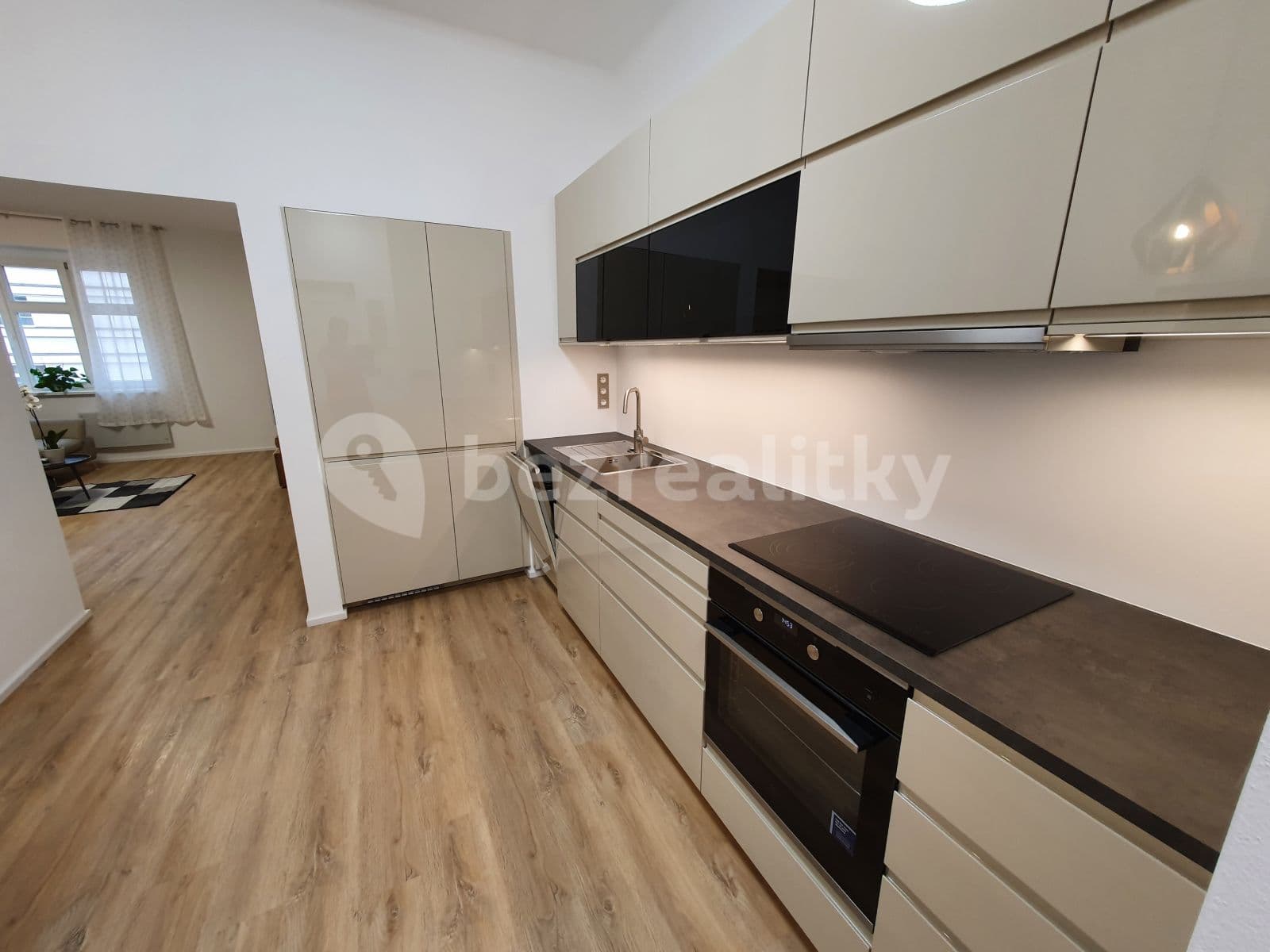 Prenájom bytu 2-izbový 62 m², Na Louži, Praha, Praha Prenájom bytu 2-izbový 62 m², Na Louži, Praha, Praha