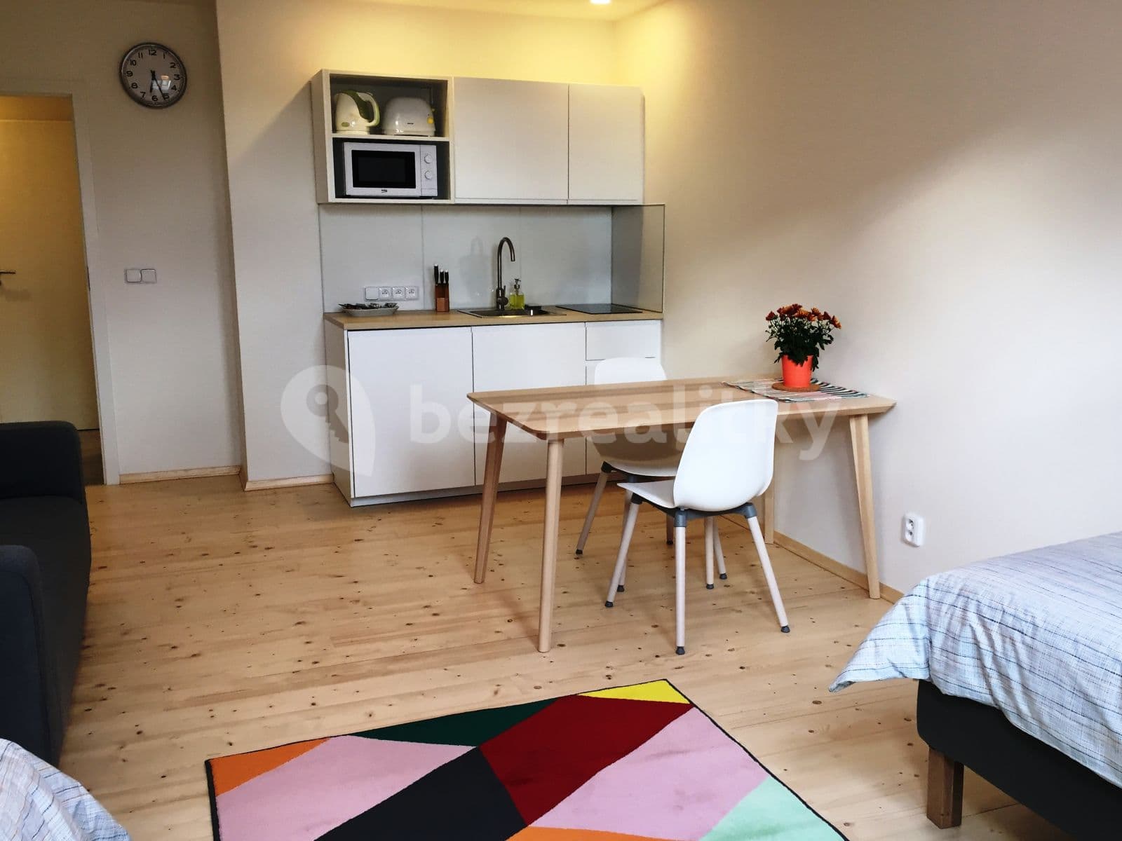 Prenájom bytu 1-izbový 32 m², Dukelských hrdinů, Praha, Praha Prenájom bytu 1-izbový 32 m², Dukelských hrdinů, Praha, Praha