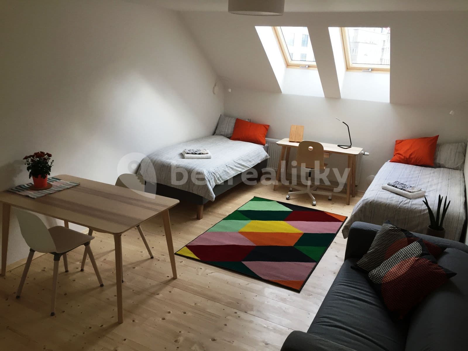 Prenájom bytu 1-izbový 32 m², Dukelských hrdinů, Praha, Praha Prenájom bytu 1-izbový 32 m², Dukelských hrdinů, Praha, Praha