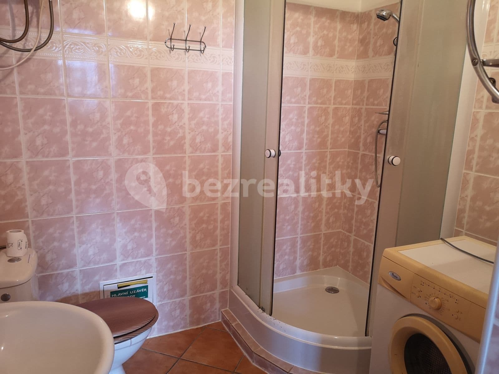 Prenájom bytu 1-izbový 35 m², Samota, Olomouc, Olomoucký kraj Prenájom bytu 1-izbový 35 m², Samota, Olomouc, Olomoucký kraj