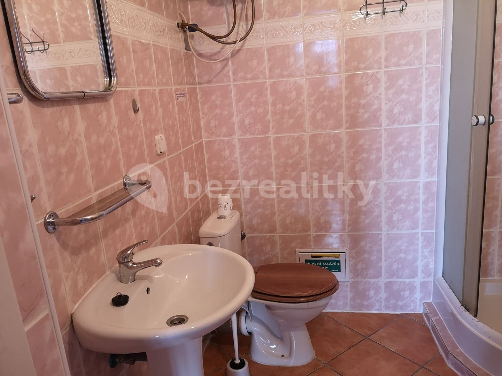 Prenájom bytu 1-izbový 35 m², Samota, Olomouc, Olomoucký kraj Prenájom bytu 1-izbový 35 m², Samota, Olomouc, Olomoucký kraj