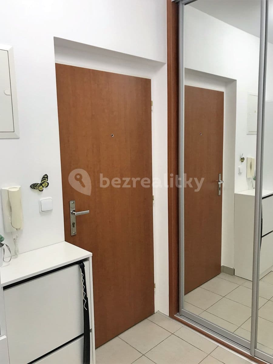 Prenájom bytu 2-izbový 37 m², Přípotoční, Praha, Praha Prenájom bytu 2-izbový 37 m², Přípotoční, Praha, Praha