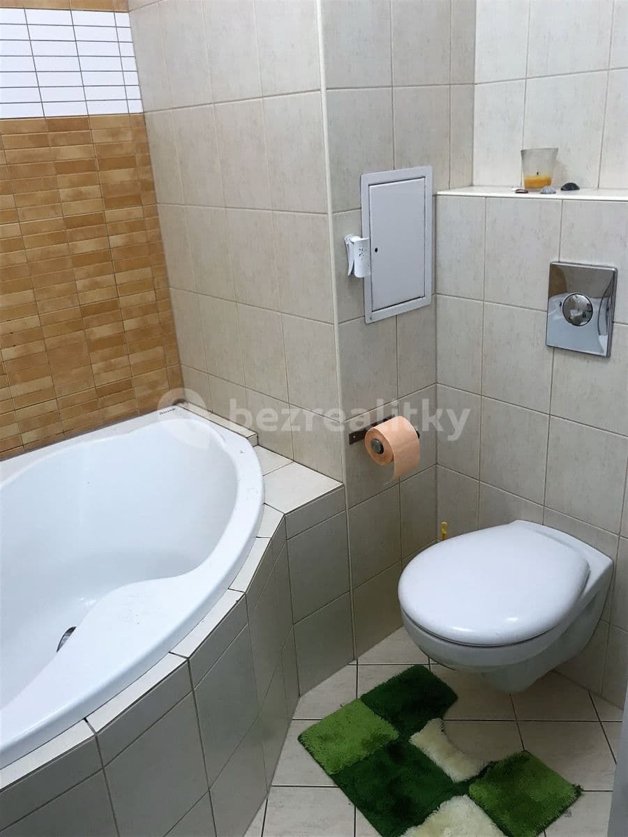 Prenájom bytu 2-izbový 37 m², Přípotoční, Praha, Praha Prenájom bytu 2-izbový 37 m², Přípotoční, Praha, Praha