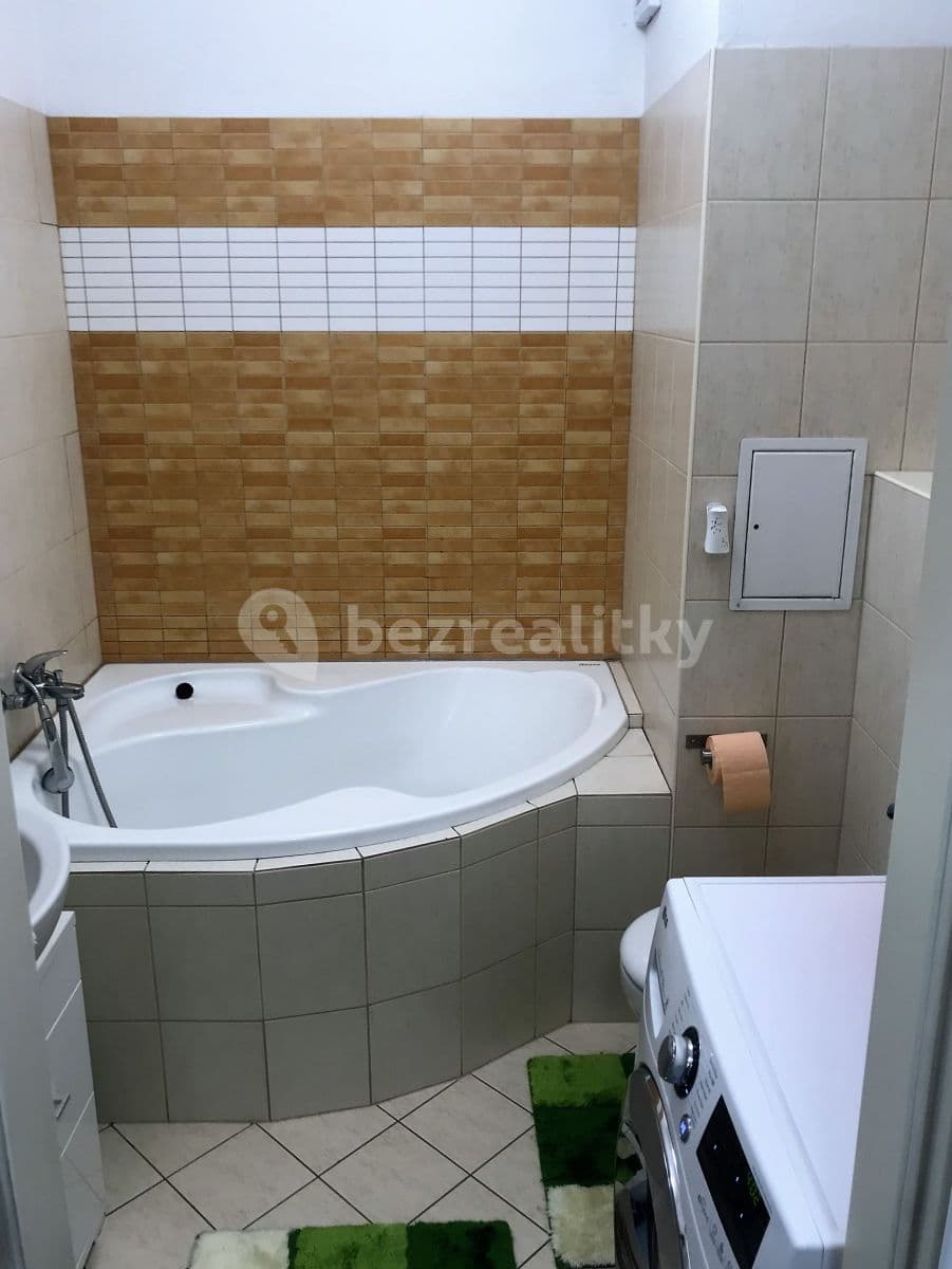 Prenájom bytu 2-izbový 37 m², Přípotoční, Praha, Praha Prenájom bytu 2-izbový 37 m², Přípotoční, Praha, Praha