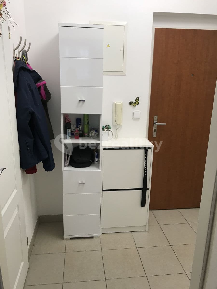 Prenájom bytu 2-izbový 37 m², Přípotoční, Praha, Praha Prenájom bytu 2-izbový 37 m², Přípotoční, Praha, Praha