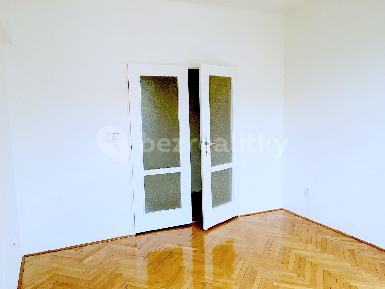 Prenájom bytu 2-izbový 66 m², Osvoboditelů, Zlín, Zlínský kraj Prenájom bytu 2-izbový 66 m², Osvoboditelů, Zlín, Zlínský kraj