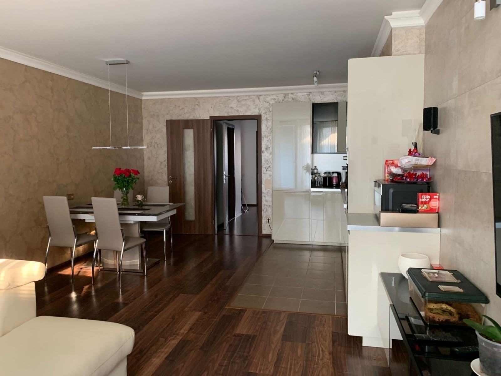 Prenájom bytu 3-izbový 86 m², Olgy Havlové, Praha, Praha Prenájom bytu 3-izbový 86 m², Olgy Havlové, Praha, Praha