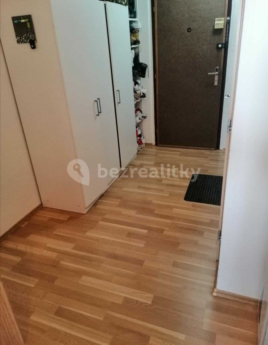 Prenájom bytu 2-izbový 52 m², Hrabákova, Praha, Praha Prenájom bytu 2-izbový 52 m², Hrabákova, Praha, Praha