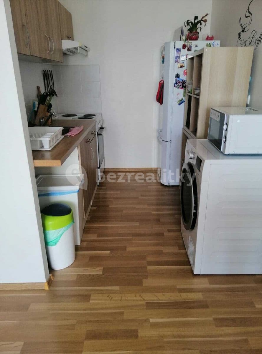 Prenájom bytu 2-izbový 52 m², Hrabákova, Praha, Praha Prenájom bytu 2-izbový 52 m², Hrabákova, Praha, Praha