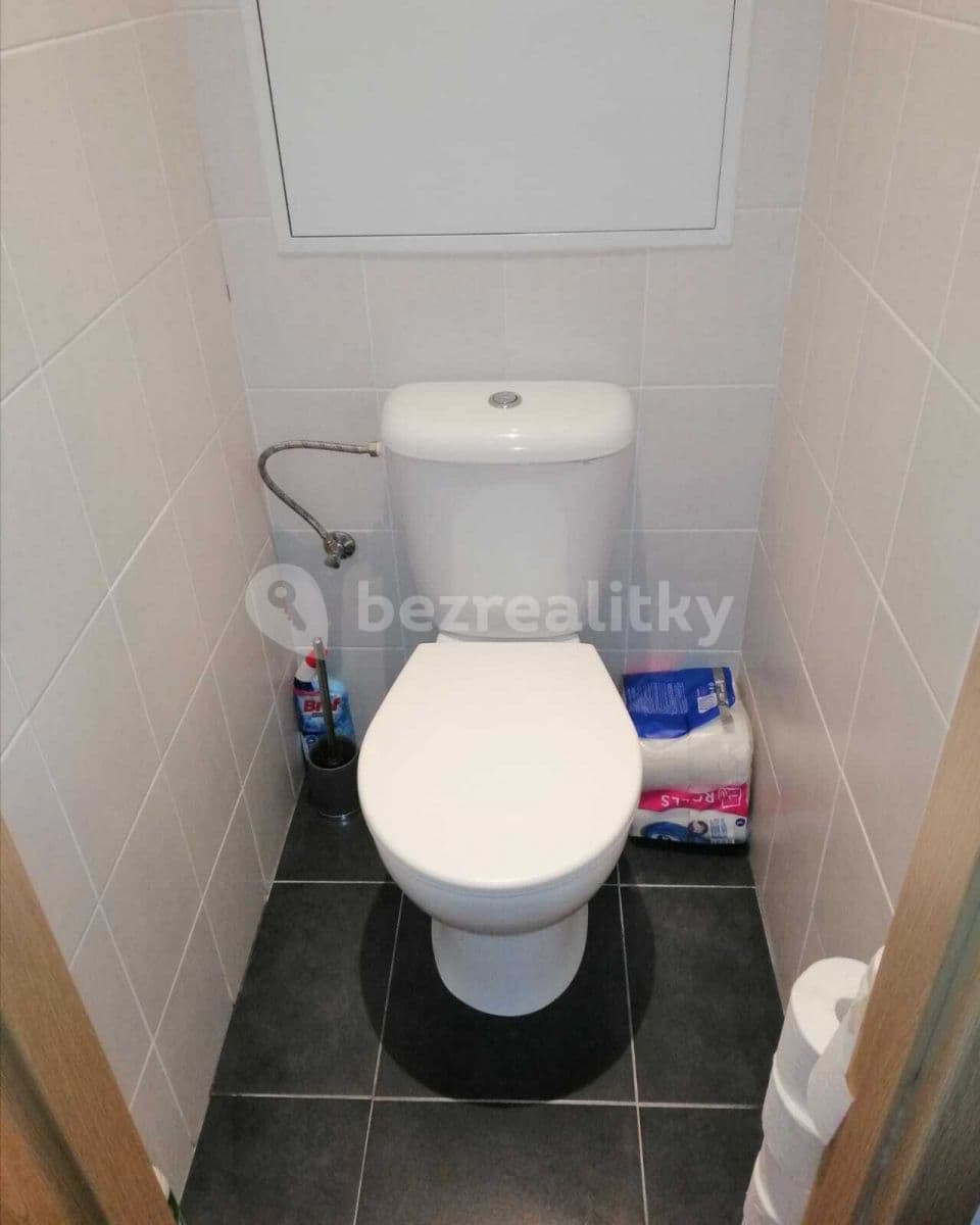 Prenájom bytu 2-izbový 52 m², Hrabákova, Praha, Praha Prenájom bytu 2-izbový 52 m², Hrabákova, Praha, Praha
