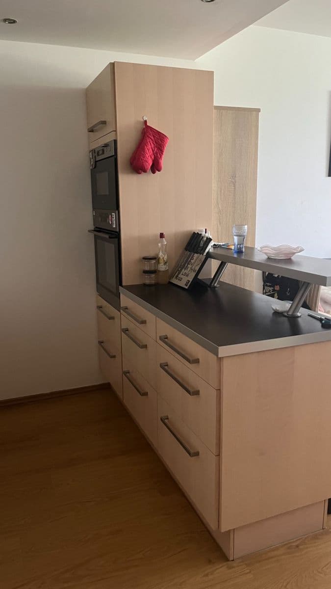 Prenájom bytu 2-izbový 53 m², Kytlická, Praha, Praha Prenájom bytu 2-izbový 53 m², Kytlická, Praha, Praha