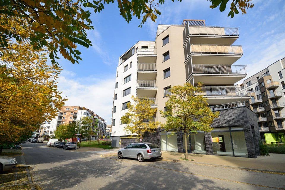 Prenájom bytu 2-izbový 55 m², Makedonská, Praha, Praha Prenájom bytu 2-izbový 55 m², Makedonská, Praha, Praha