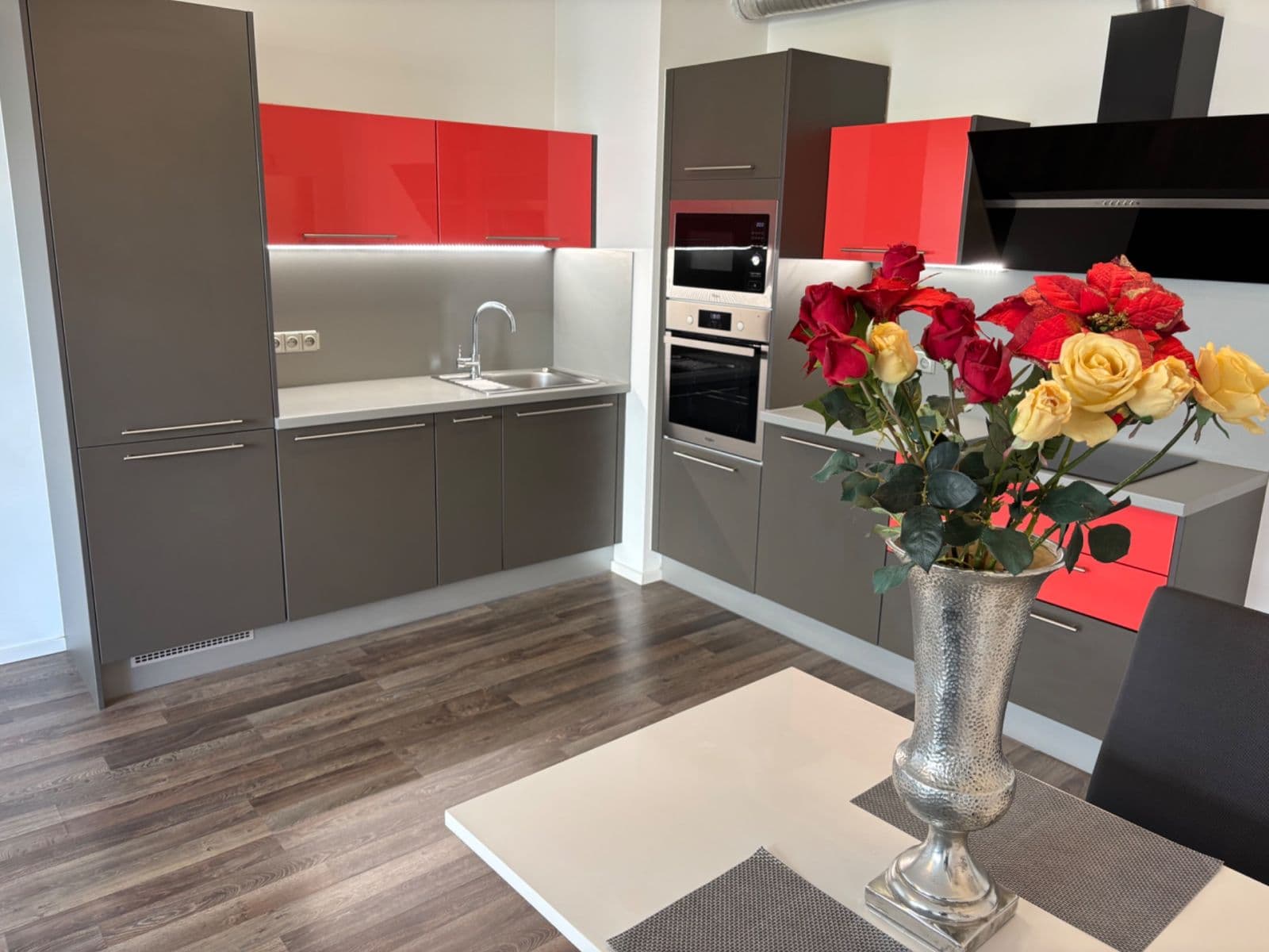 Prenájom bytu 2-izbový 70 m², Zvěřinova, Praha, Praha Prenájom bytu 2-izbový 70 m², Zvěřinova, Praha, Praha