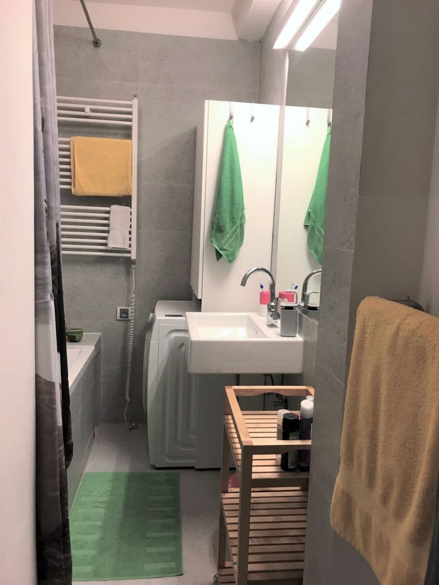 Prenájom bytu 2-izbový 75 m², Pod Pramenem, Praha, Praha Prenájom bytu 2-izbový 75 m², Pod Pramenem, Praha, Praha