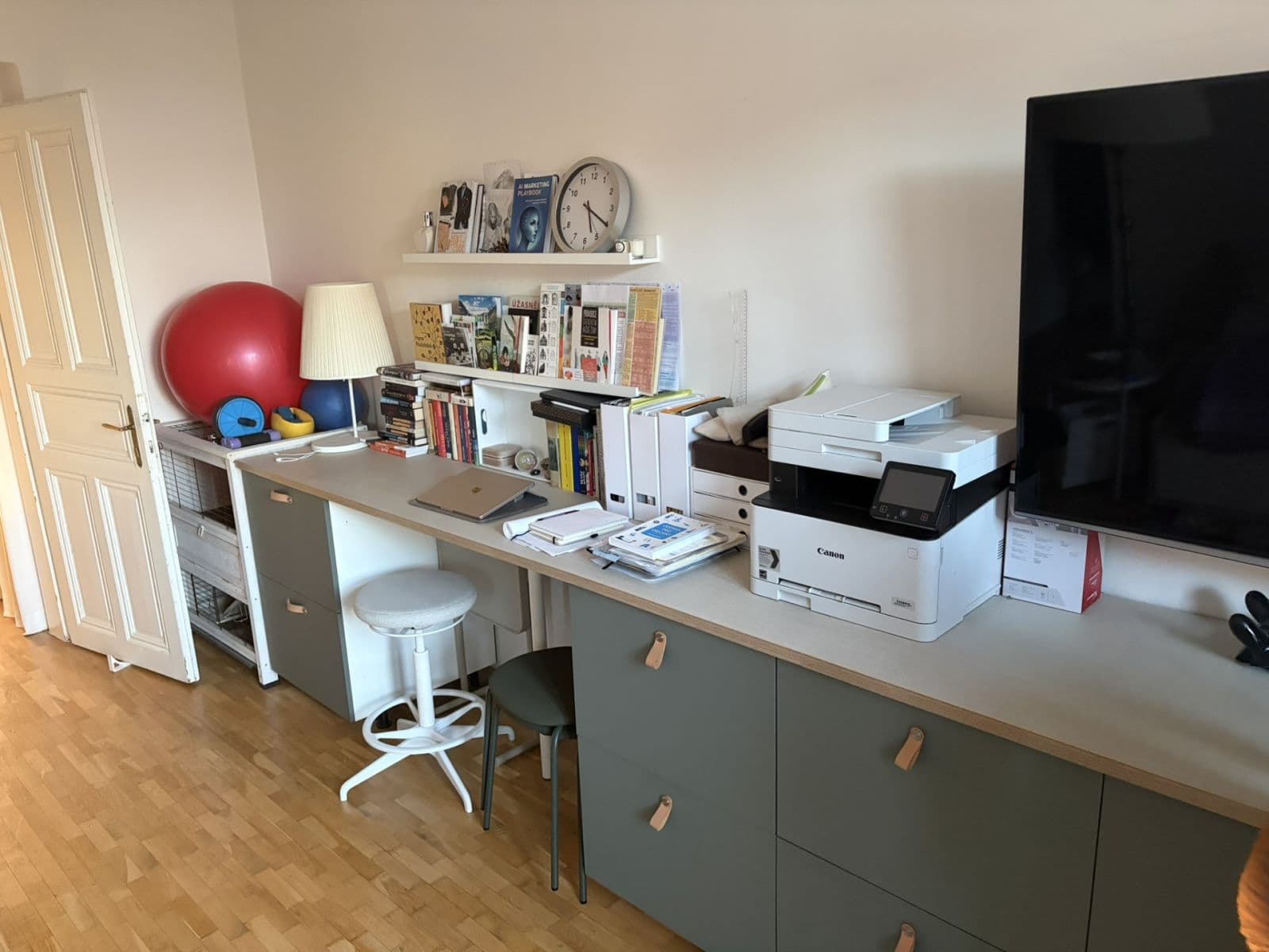 Prenájom bytu 3-izbový 75 m², Kochanova, Praha, Praha Prenájom bytu 3-izbový 75 m², Kochanova, Praha, Praha