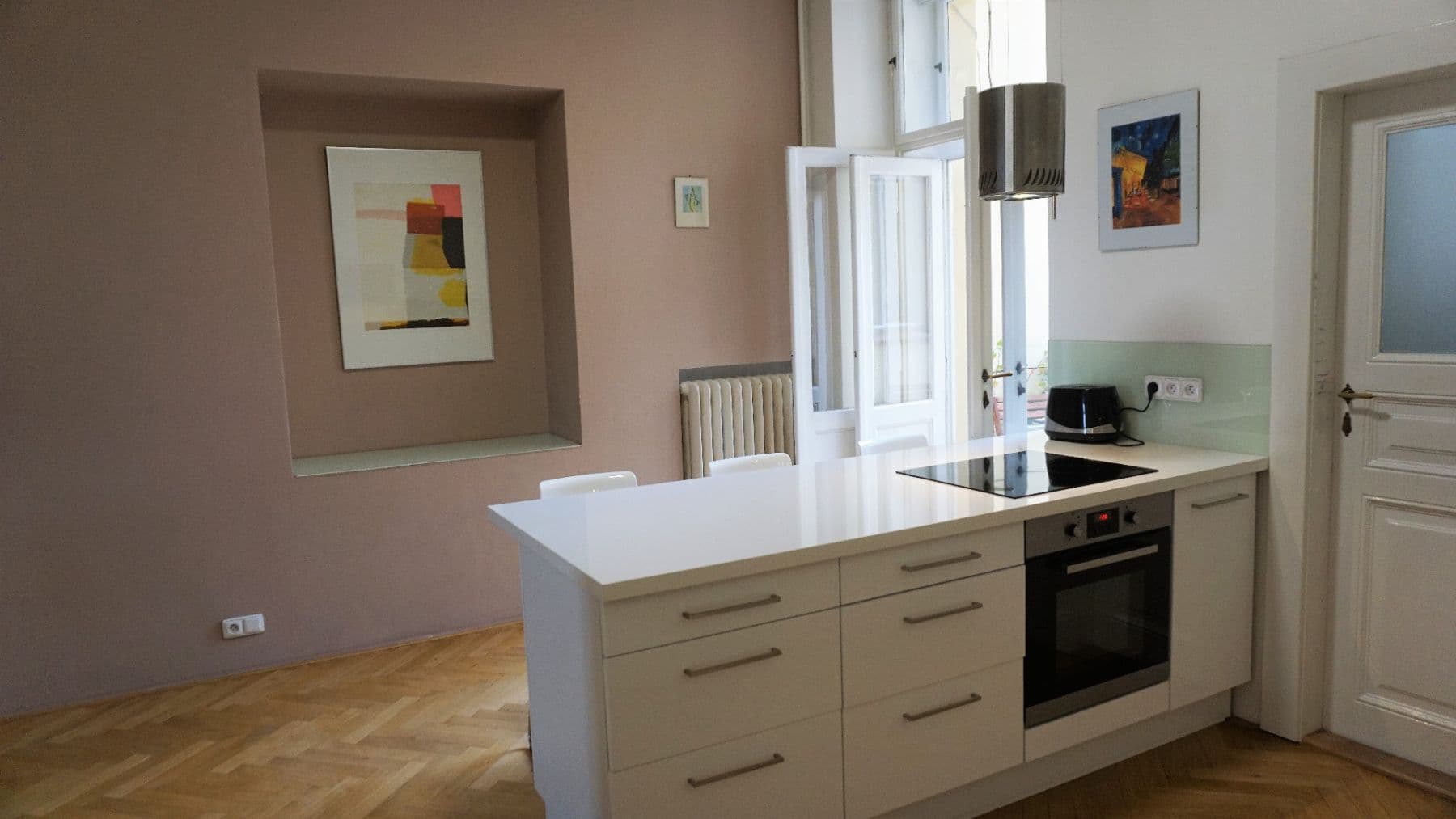 Prenájom bytu 2-izbový 107 m², Janáčkovo nábřeží, Praha, Praha Prenájom bytu 2-izbový 107 m², Janáčkovo nábřeží, Praha, Praha