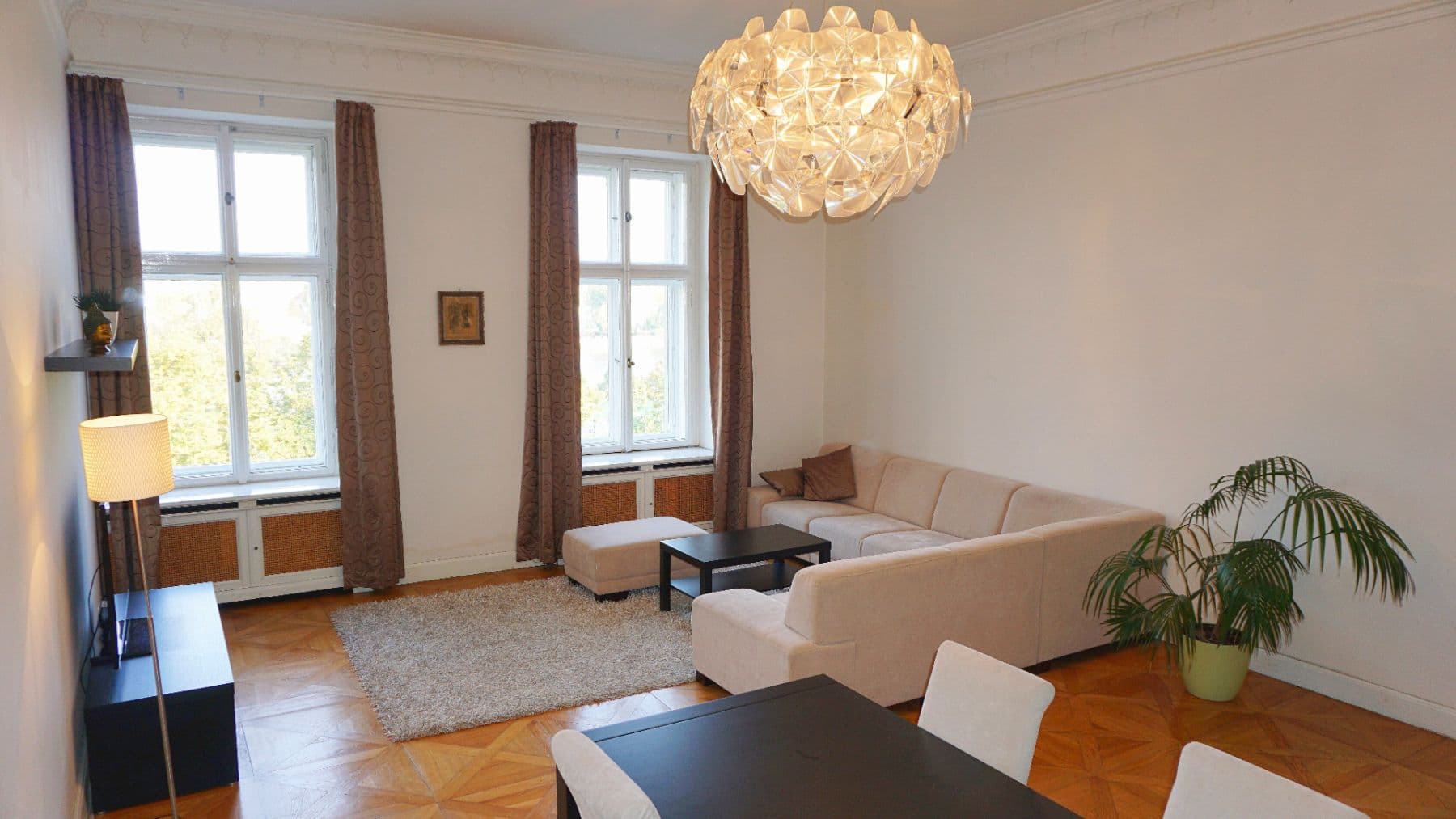 Prenájom bytu 2-izbový 107 m², Janáčkovo nábřeží, Praha, Praha Prenájom bytu 2-izbový 107 m², Janáčkovo nábřeží, Praha, Praha