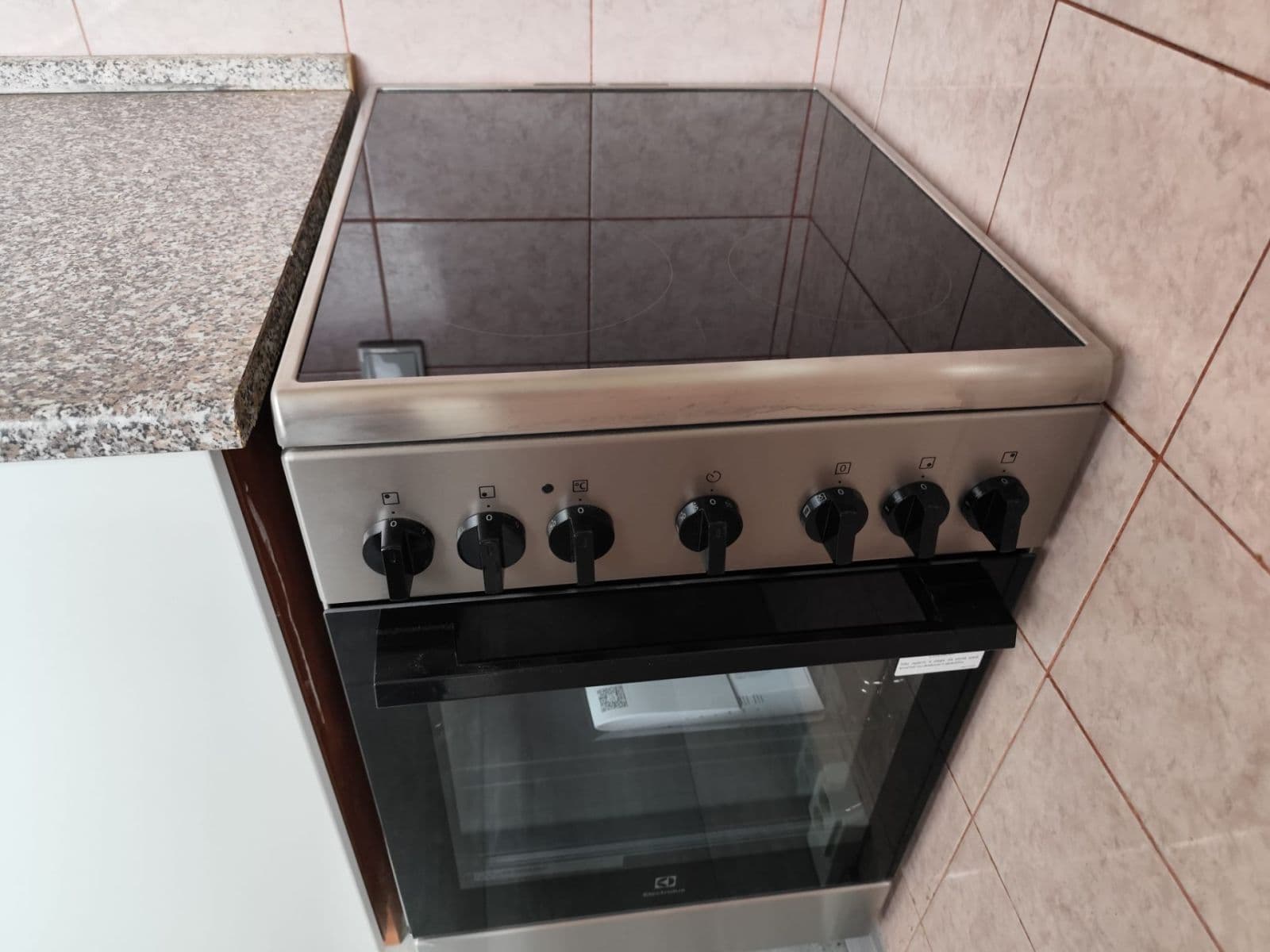 Prenájom bytu 1-izbový 36 m², Výškovická, Ostrava, Moravskoslezský kraj Prenájom bytu 1-izbový 36 m², Výškovická, Ostrava, Moravskoslezský kraj