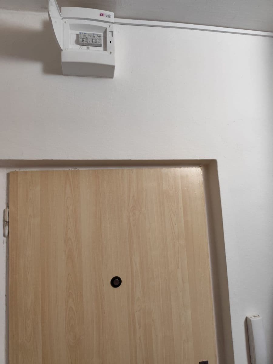 Prenájom bytu 1-izbový 36 m², Výškovická, Ostrava, Moravskoslezský kraj Prenájom bytu 1-izbový 36 m², Výškovická, Ostrava, Moravskoslezský kraj