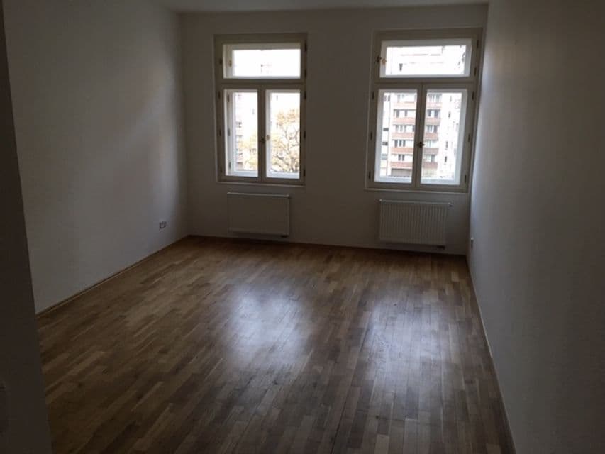 Prenájom bytu 3-izbový 78 m², Bořivojova, Praha, Praha Prenájom bytu 3-izbový 78 m², Bořivojova, Praha, Praha