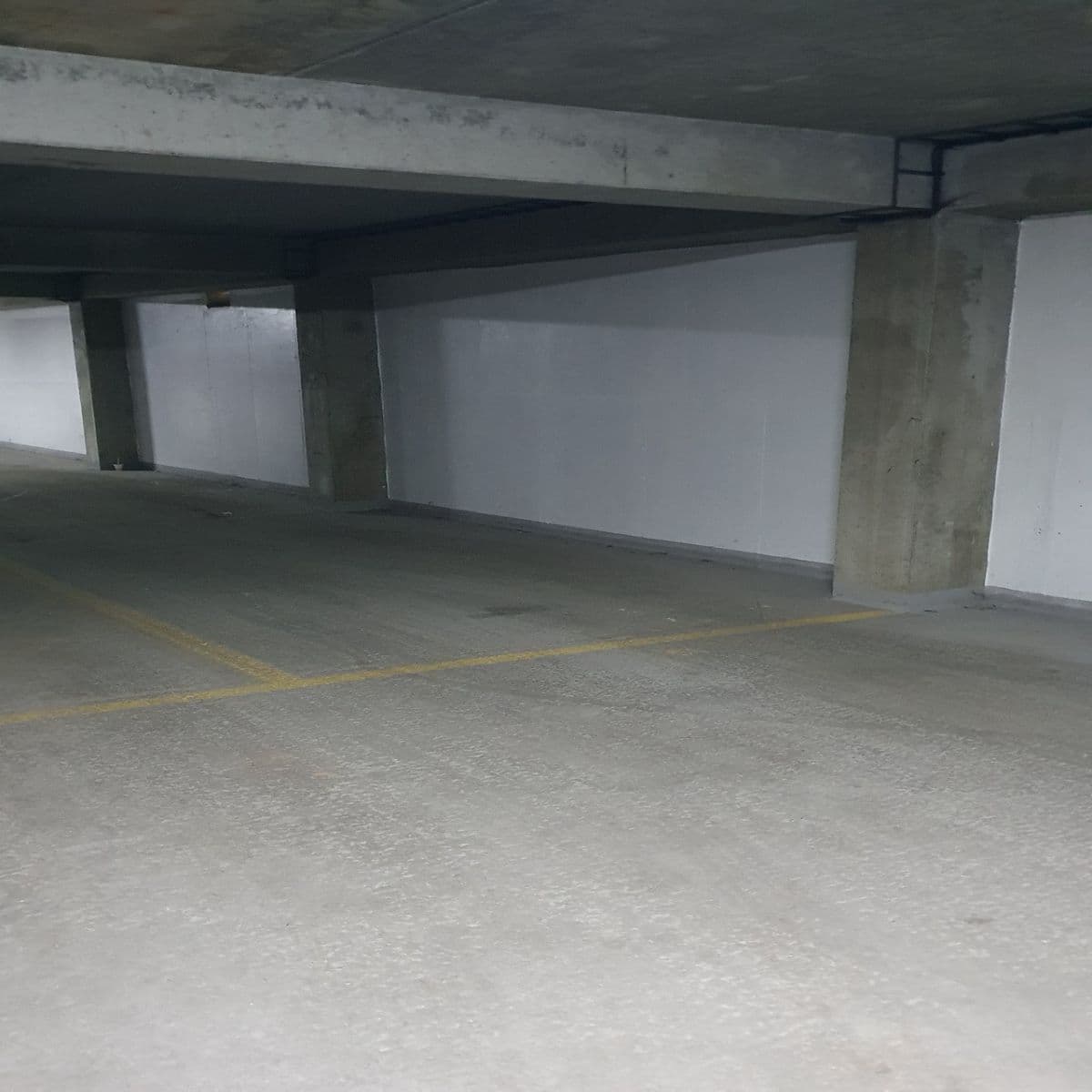 Prenájom garáže 20 m², K Horoměřicům, Praha, Praha Prenájom garáže 20 m², K Horoměřicům, Praha, Praha