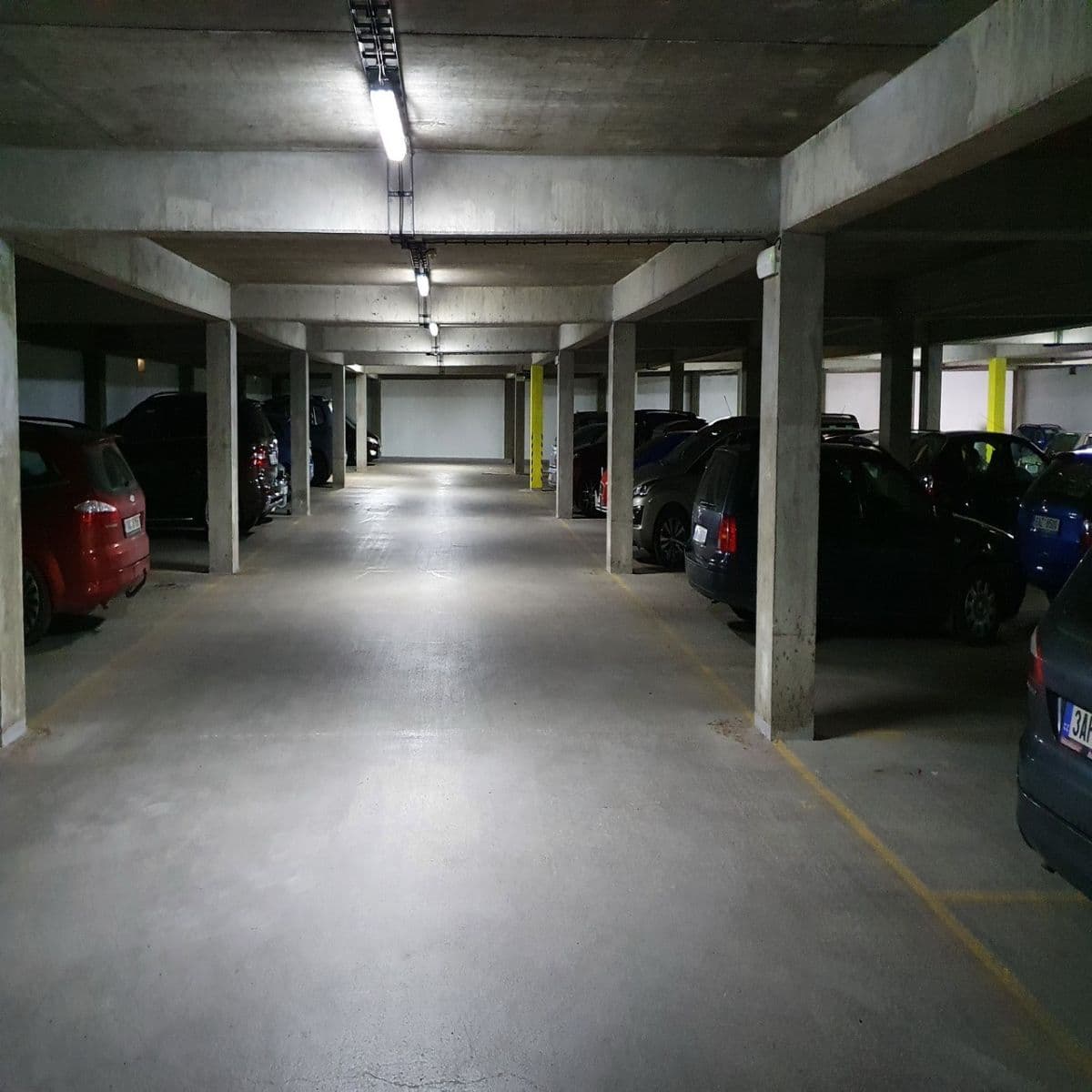 Prenájom garáže 20 m², K Horoměřicům, Praha, Praha Prenájom garáže 20 m², K Horoměřicům, Praha, Praha