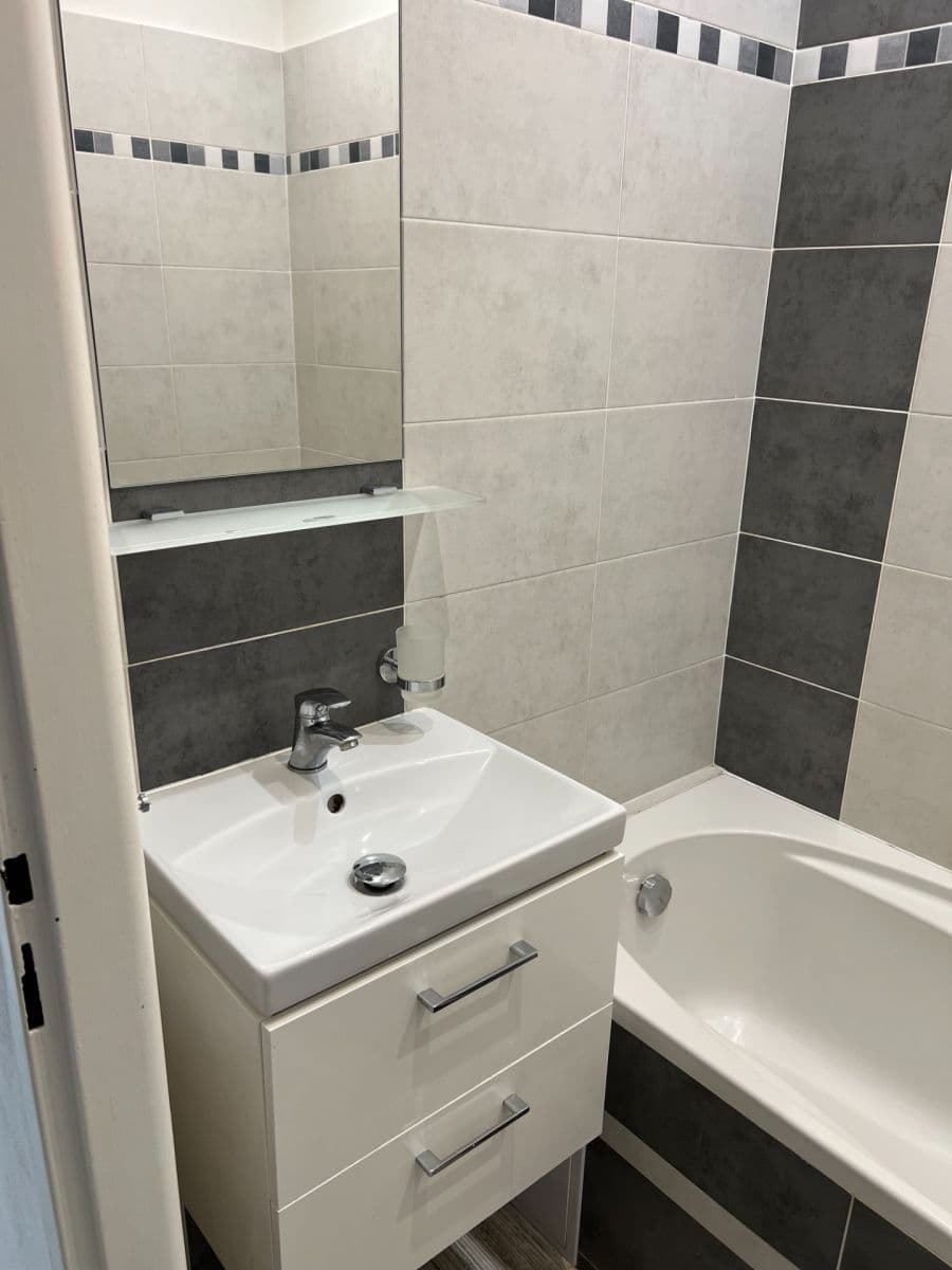 Prenájom bytu 2-izbový 53 m², Královická, Brandýs nad Labem-Stará Boleslav, Středočeský kraj Prenájom bytu 2-izbový 53 m², Královická, Brandýs nad Labem-Stará Boleslav, Středočeský kraj