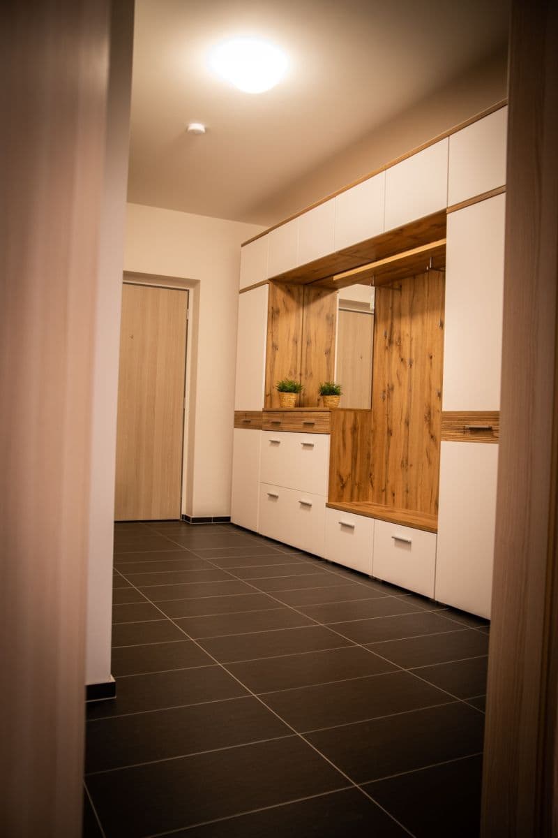 Prenájom bytu 2-izbový 58 m², Pod Stolovou Horou, Praha, Praha Prenájom bytu 2-izbový 58 m², Pod Stolovou Horou, Praha, Praha