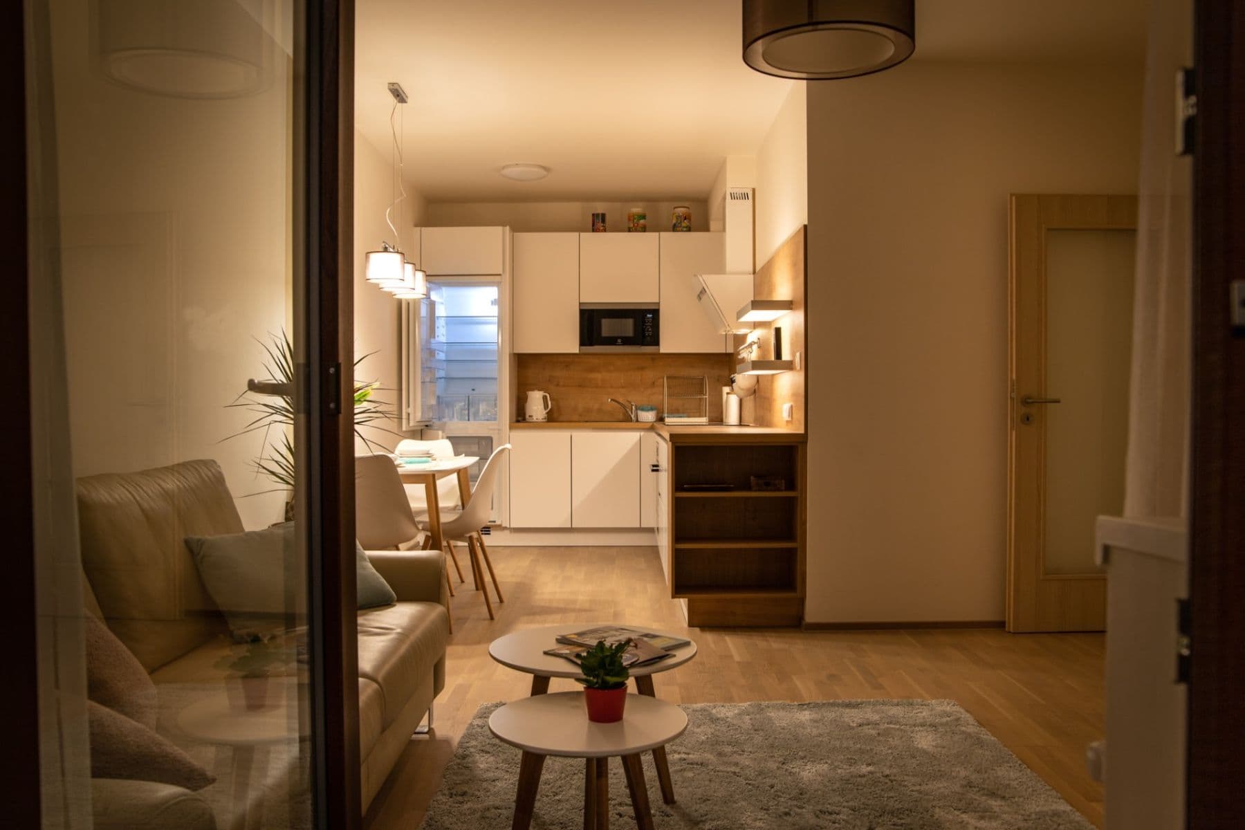 Prenájom bytu 2-izbový 58 m², Pod Stolovou Horou, Praha, Praha Prenájom bytu 2-izbový 58 m², Pod Stolovou Horou, Praha, Praha