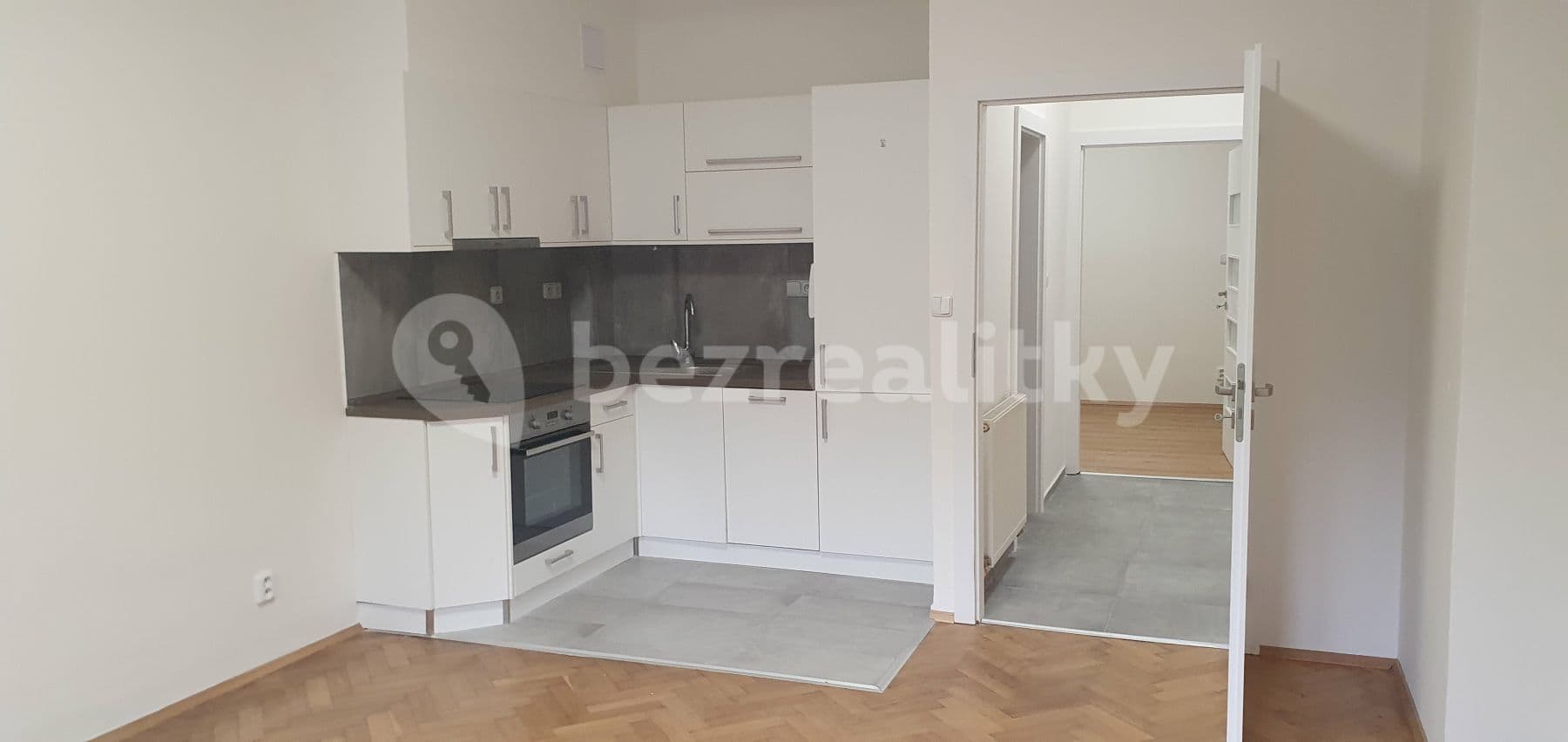 Prenájom bytu 2-izbový 46 m², Uzavřená, Praha, Praha Prenájom bytu 2-izbový 46 m², Uzavřená, Praha, Praha