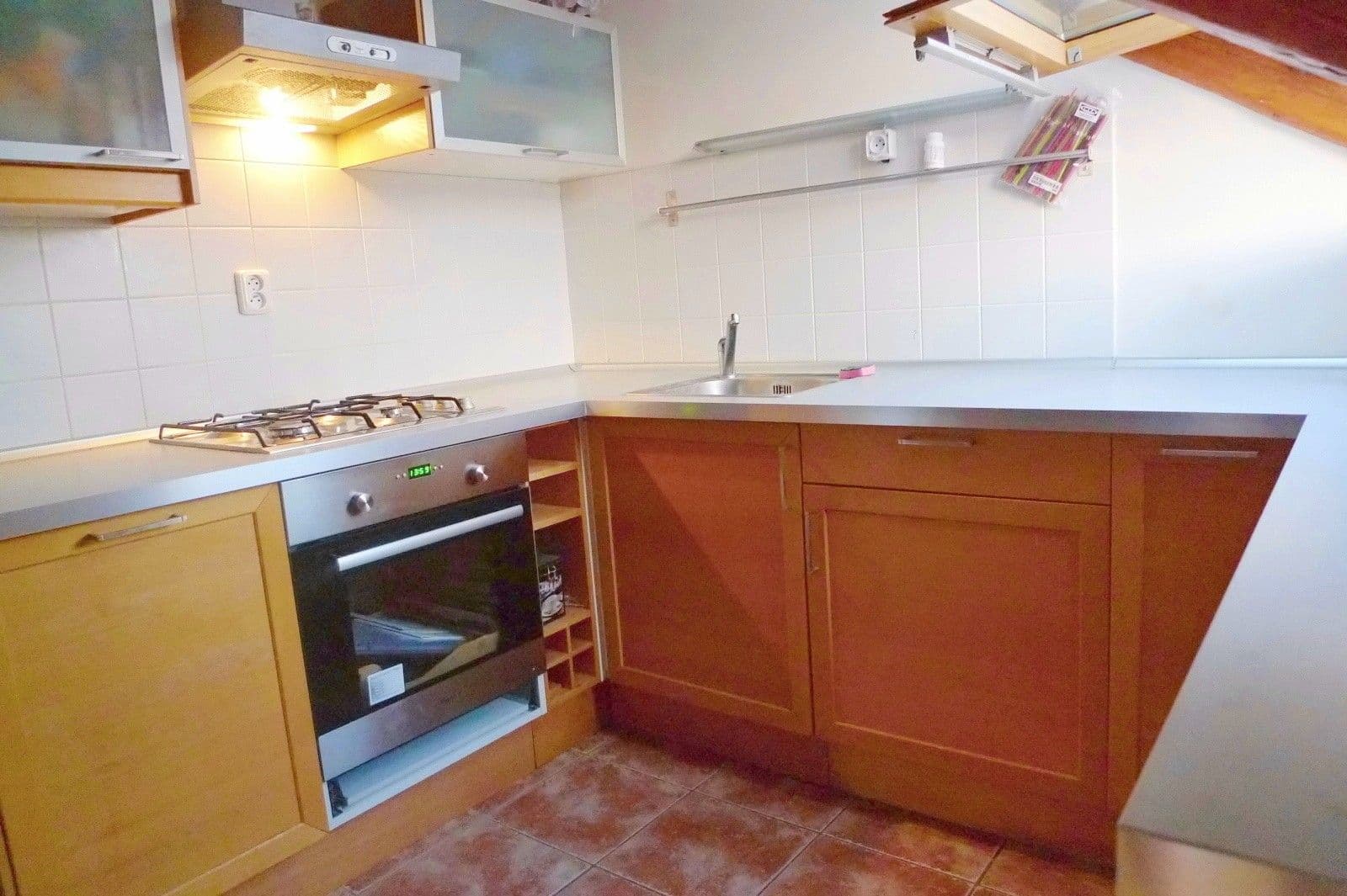 Prenájom bytu 3-izbový 90 m², Klapkova, Praha, Praha Prenájom bytu 3-izbový 90 m², Klapkova, Praha, Praha
