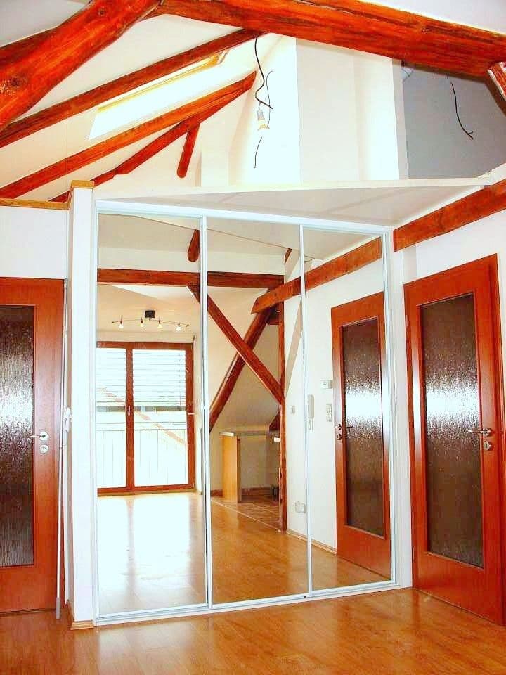Prenájom bytu 3-izbový 90 m², Klapkova, Praha, Praha Prenájom bytu 3-izbový 90 m², Klapkova, Praha, Praha