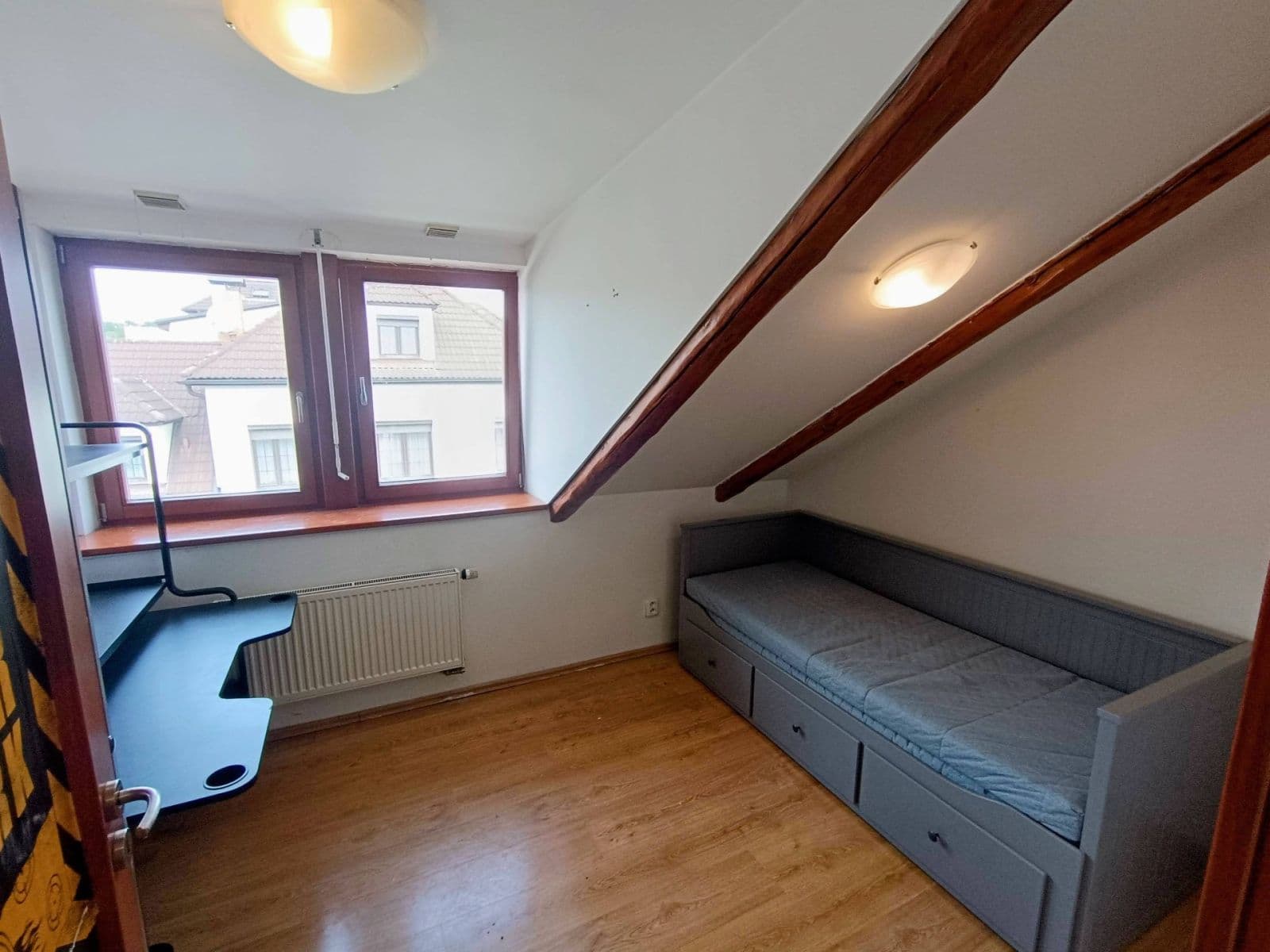 Prenájom bytu 3-izbový 90 m², Klapkova, Praha, Praha Prenájom bytu 3-izbový 90 m², Klapkova, Praha, Praha