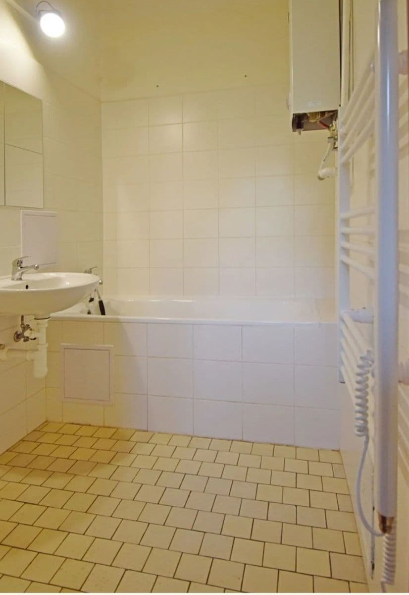 Prenájom bytu 1-izbový 35 m², Obětí 6. Května, Praha, Praha Prenájom bytu 1-izbový 35 m², Obětí 6. Května, Praha, Praha