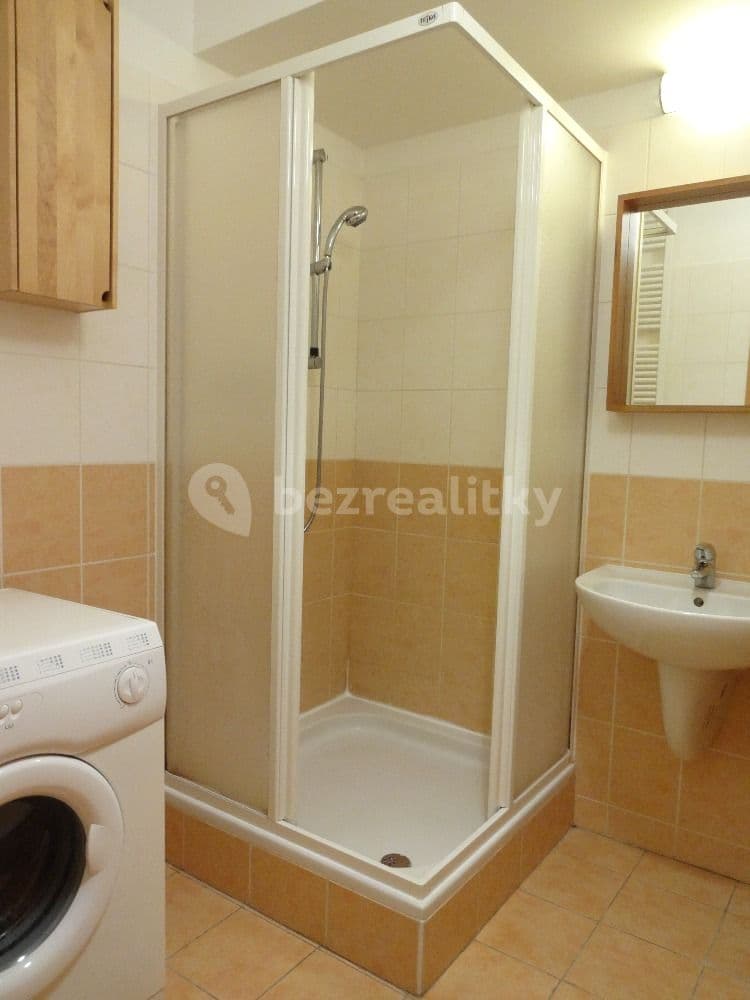 Prenájom bytu Garsoniéra 27 m², Jemnická, Praha, Praha Prenájom bytu Garsoniéra 27 m², Jemnická, Praha, Praha