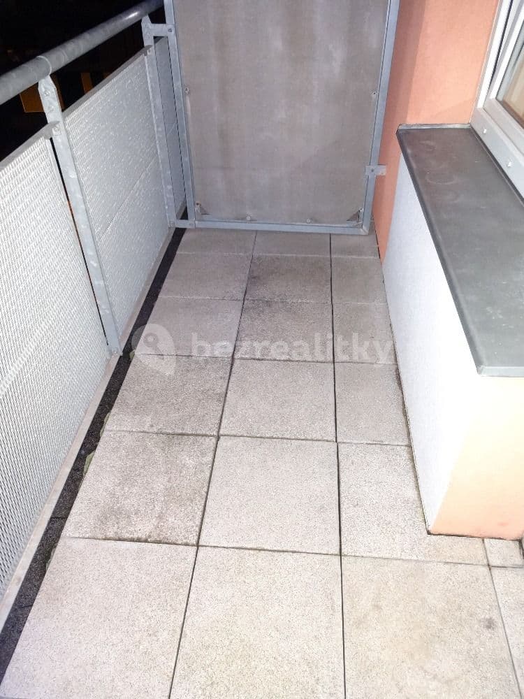 Prenájom bytu Garsoniéra 27 m², Jemnická, Praha, Praha Prenájom bytu Garsoniéra 27 m², Jemnická, Praha, Praha