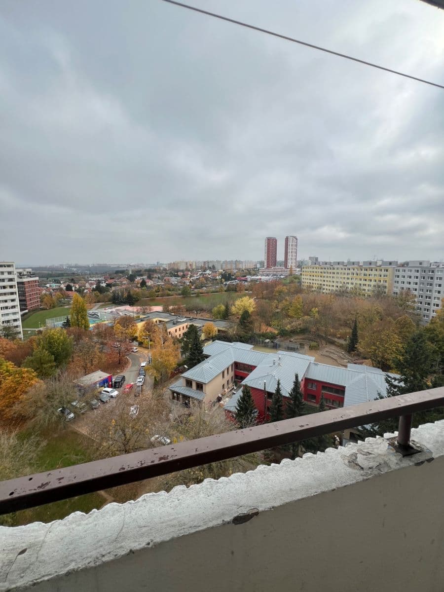 Prenájom bytu 3-izbový 80 m², Píškova, Praha, Praha Prenájom bytu 3-izbový 80 m², Píškova, Praha, Praha