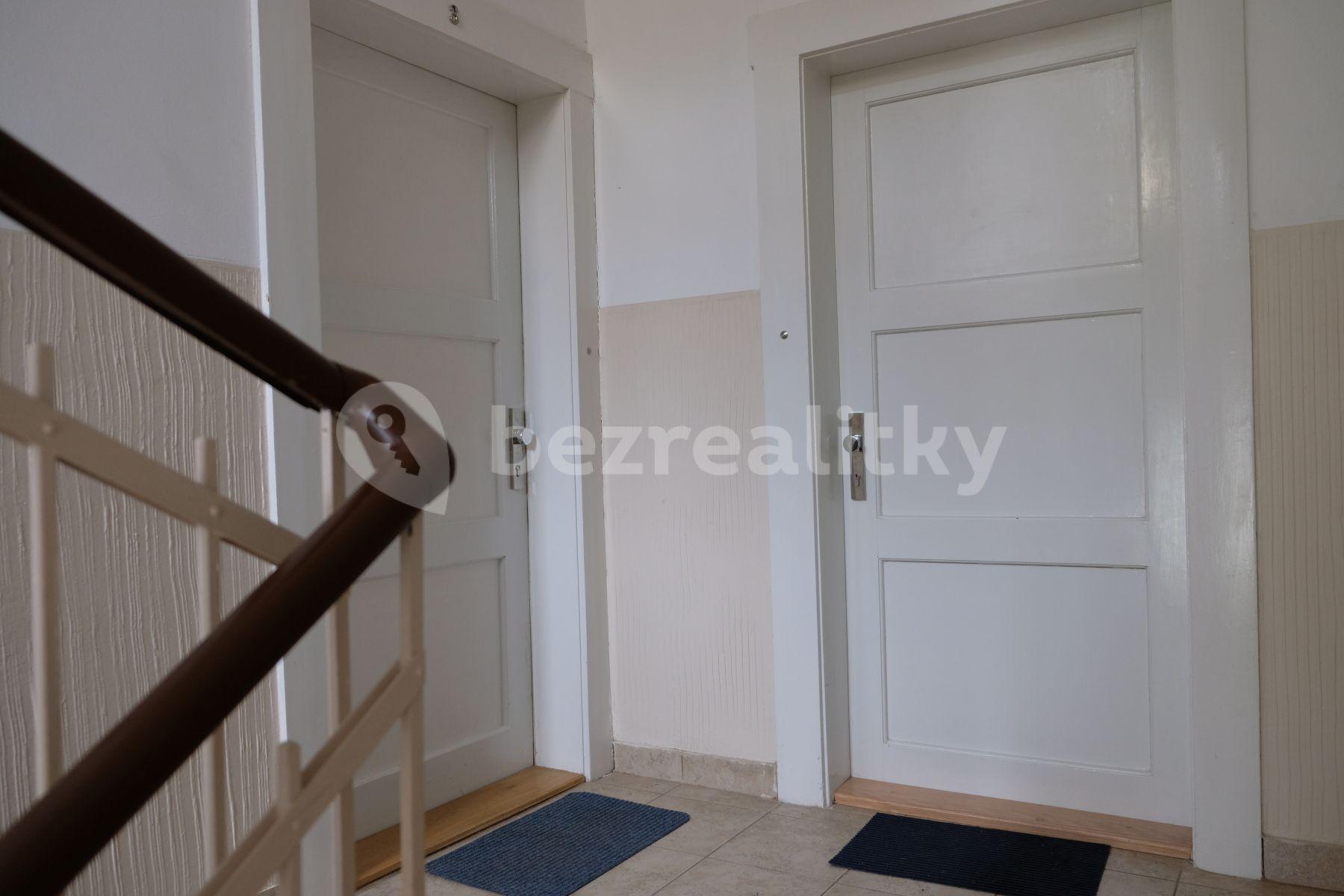 Prenájom bytu 2-izbový 44 m², Čistovická, Praha, Praha