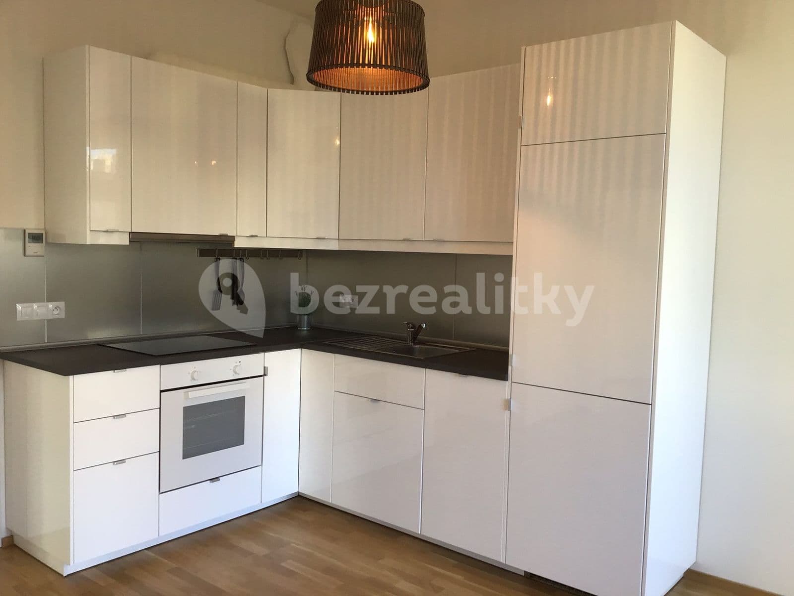 Prenájom bytu 2-izbový 46 m², Lihovarská, Praha, Praha Prenájom bytu 2-izbový 46 m², Lihovarská, Praha, Praha