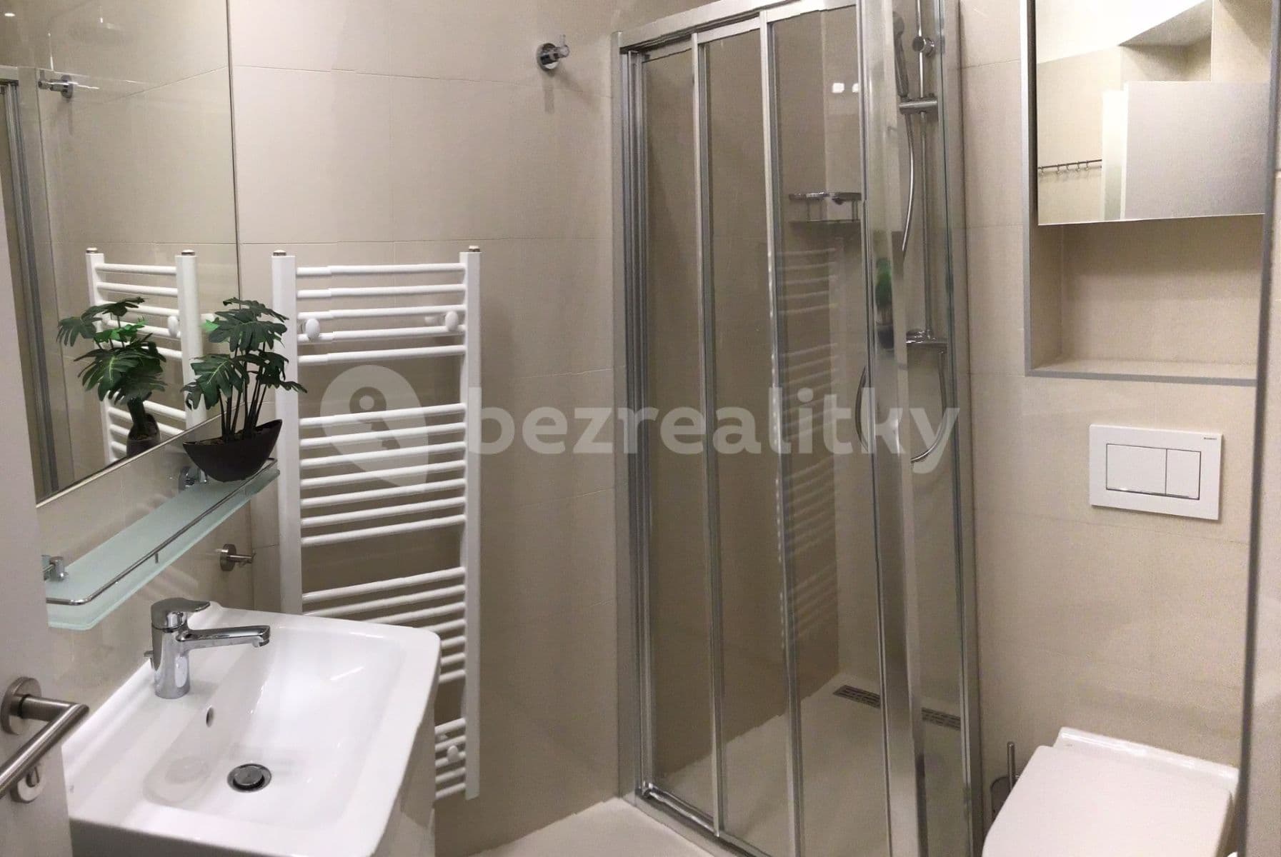 Prenájom bytu 2-izbový 46 m², Lihovarská, Praha, Praha Prenájom bytu 2-izbový 46 m², Lihovarská, Praha, Praha